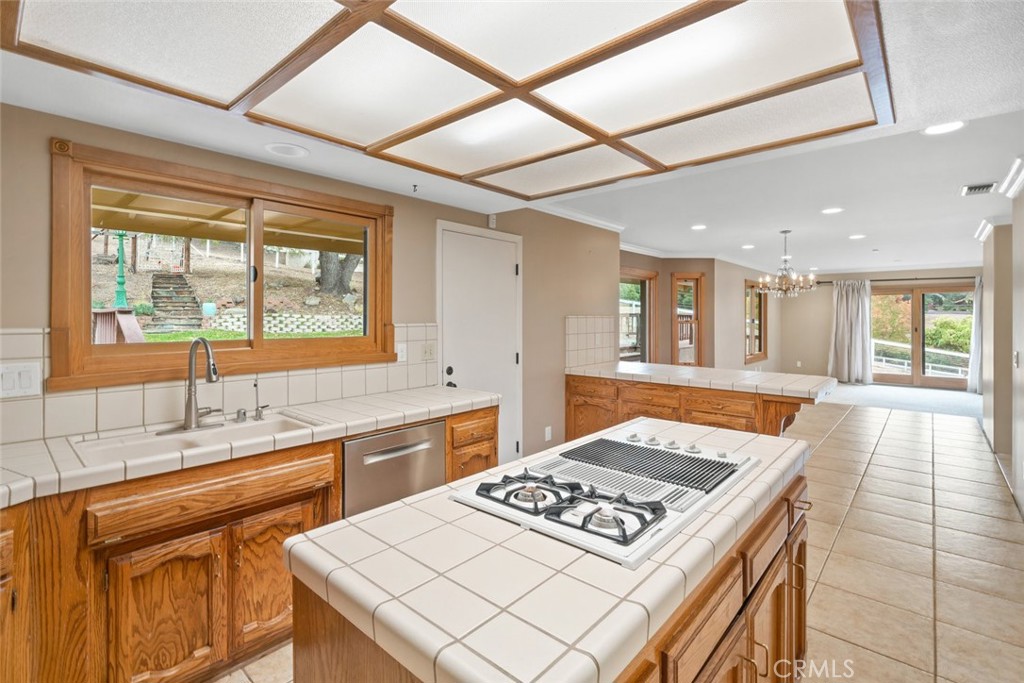 9170 Santa Lucia Road