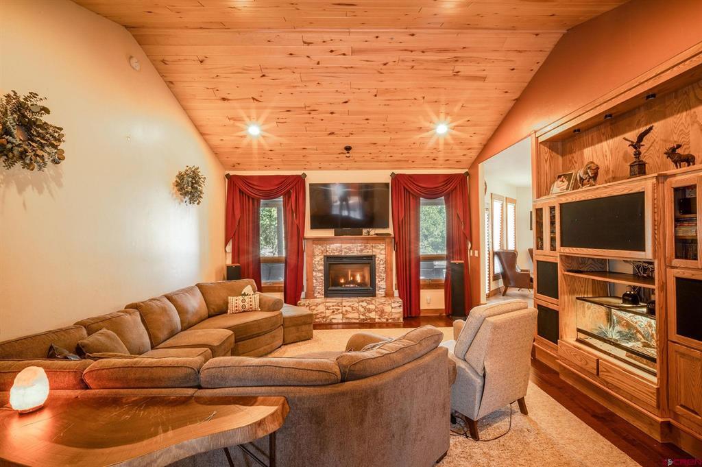 533 Jack Rabbit Trail