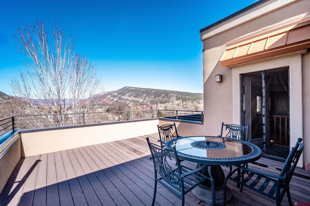 28 Sage Hill Court