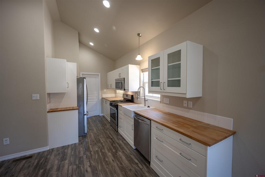 383 Confluence Avenue