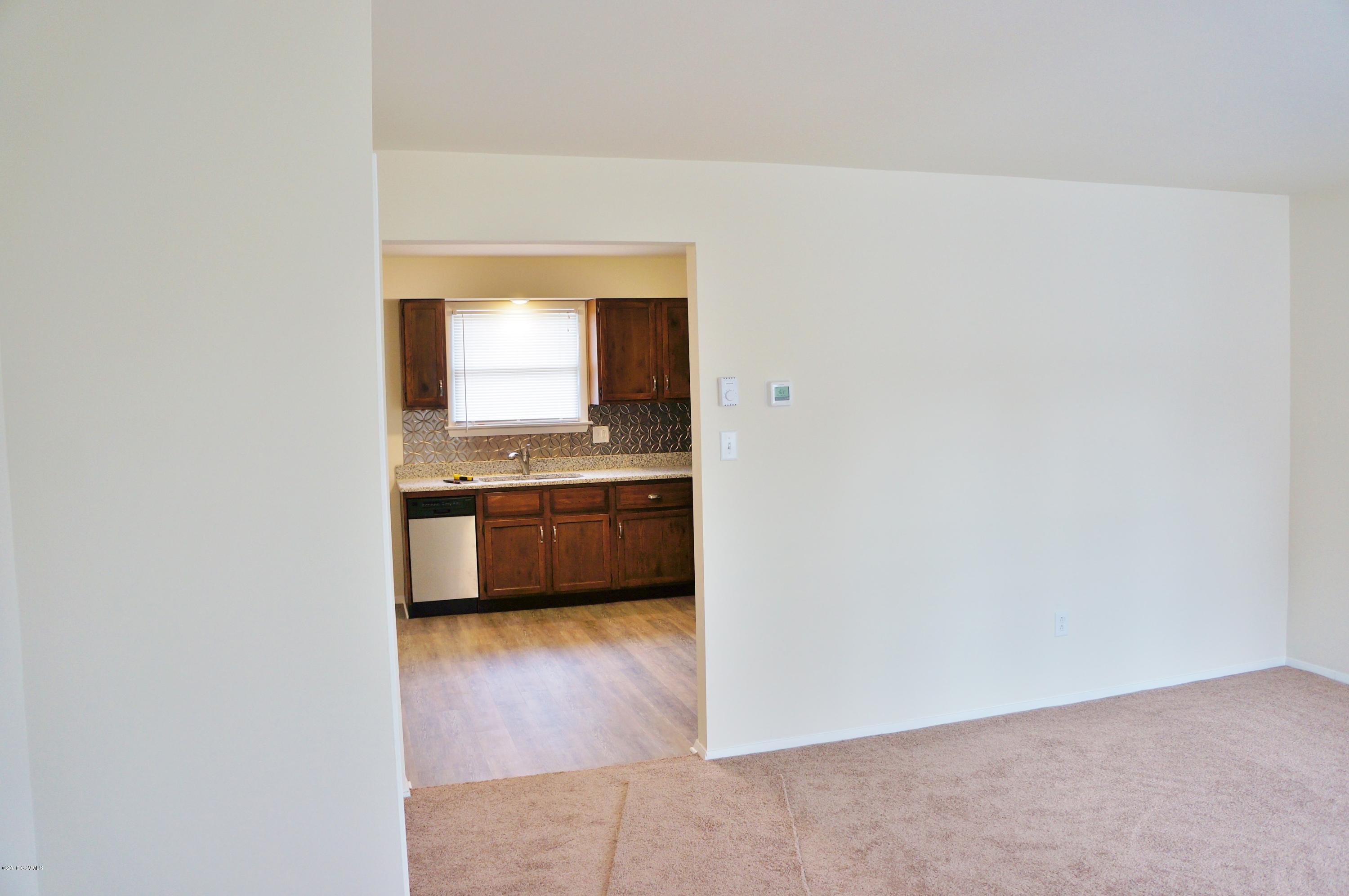 320 N 3RD Street