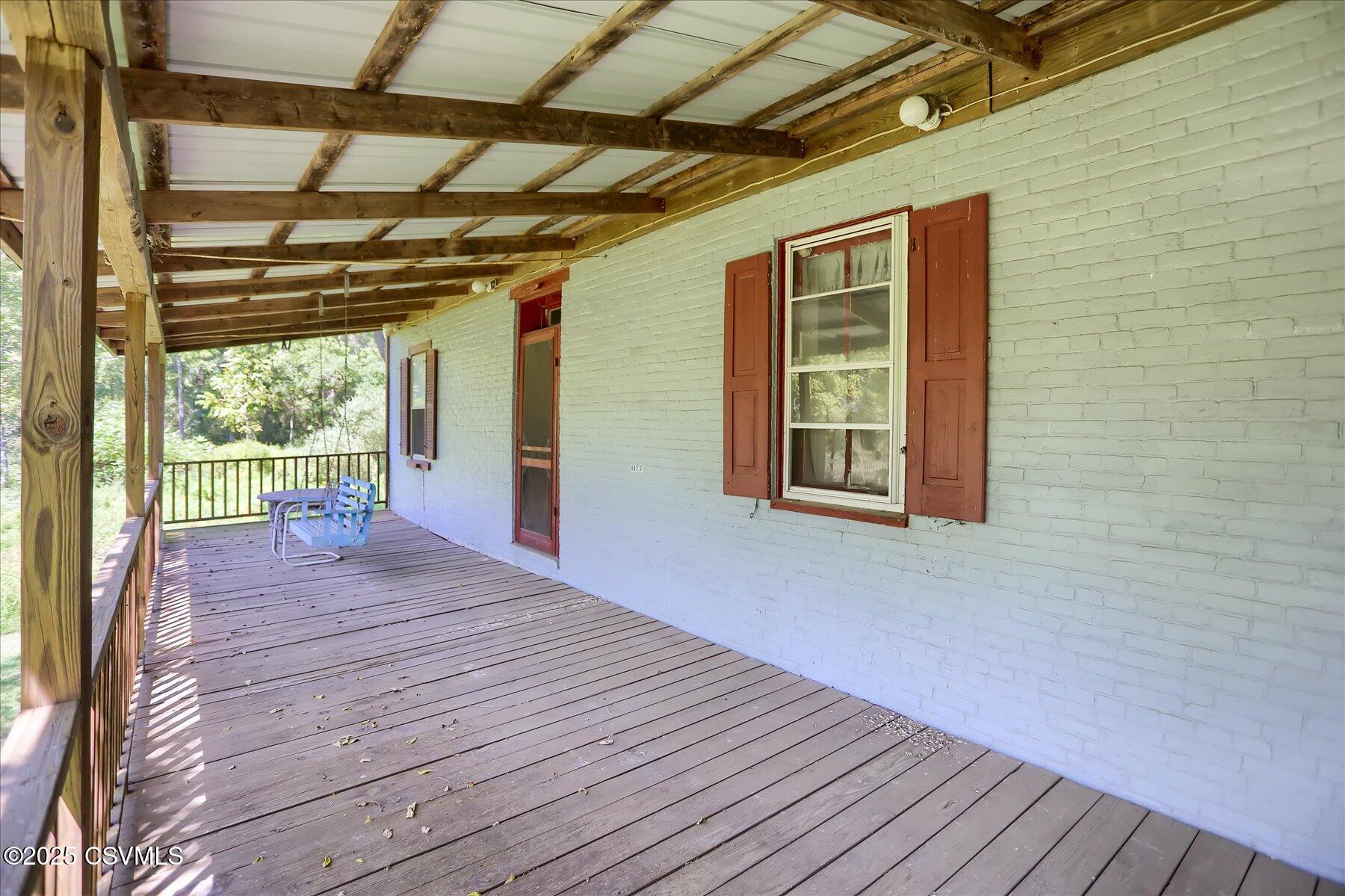 1432 CREEK Road
