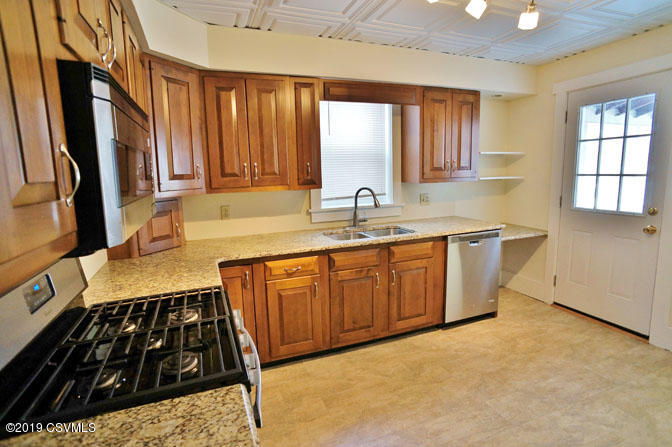 204 N FRONT Street, Lewisburg