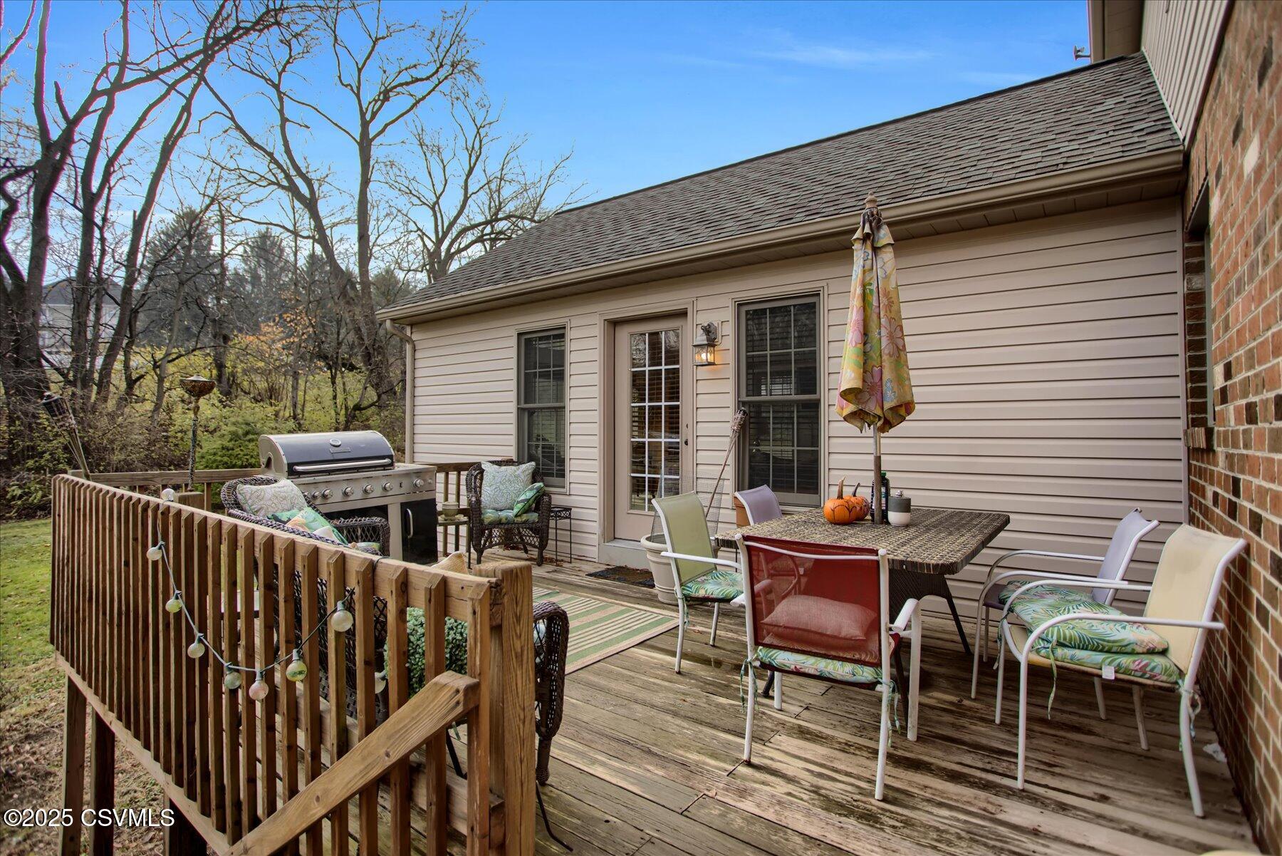 676 VILLA VISTA Drive