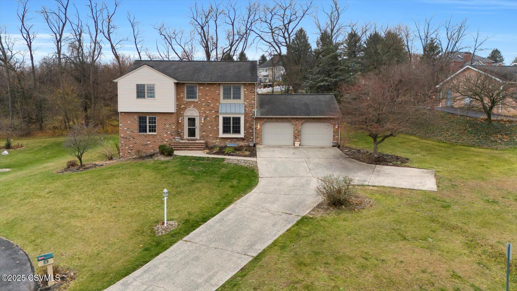 676 VILLA VISTA Drive