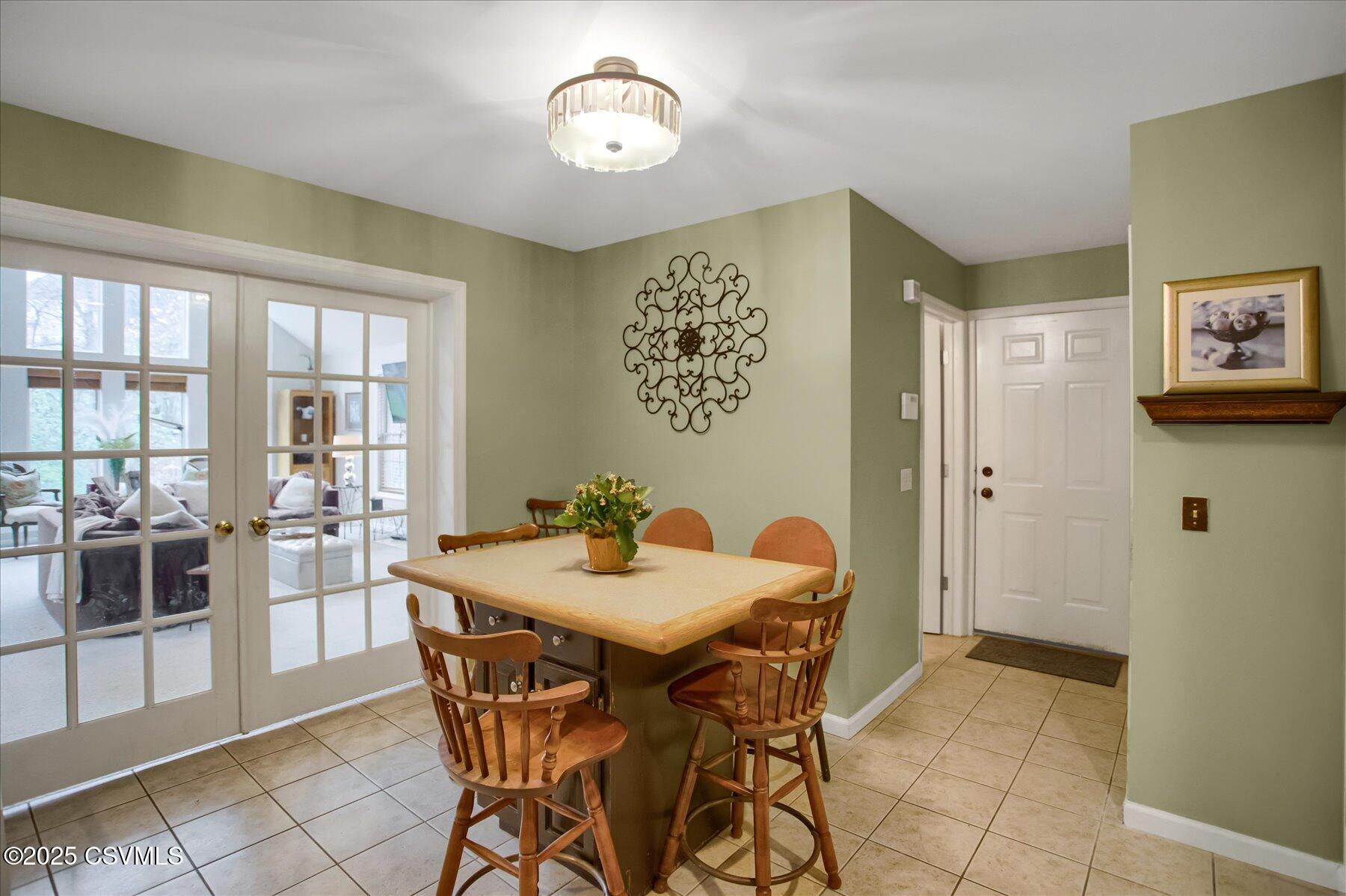 676 VILLA VISTA Drive