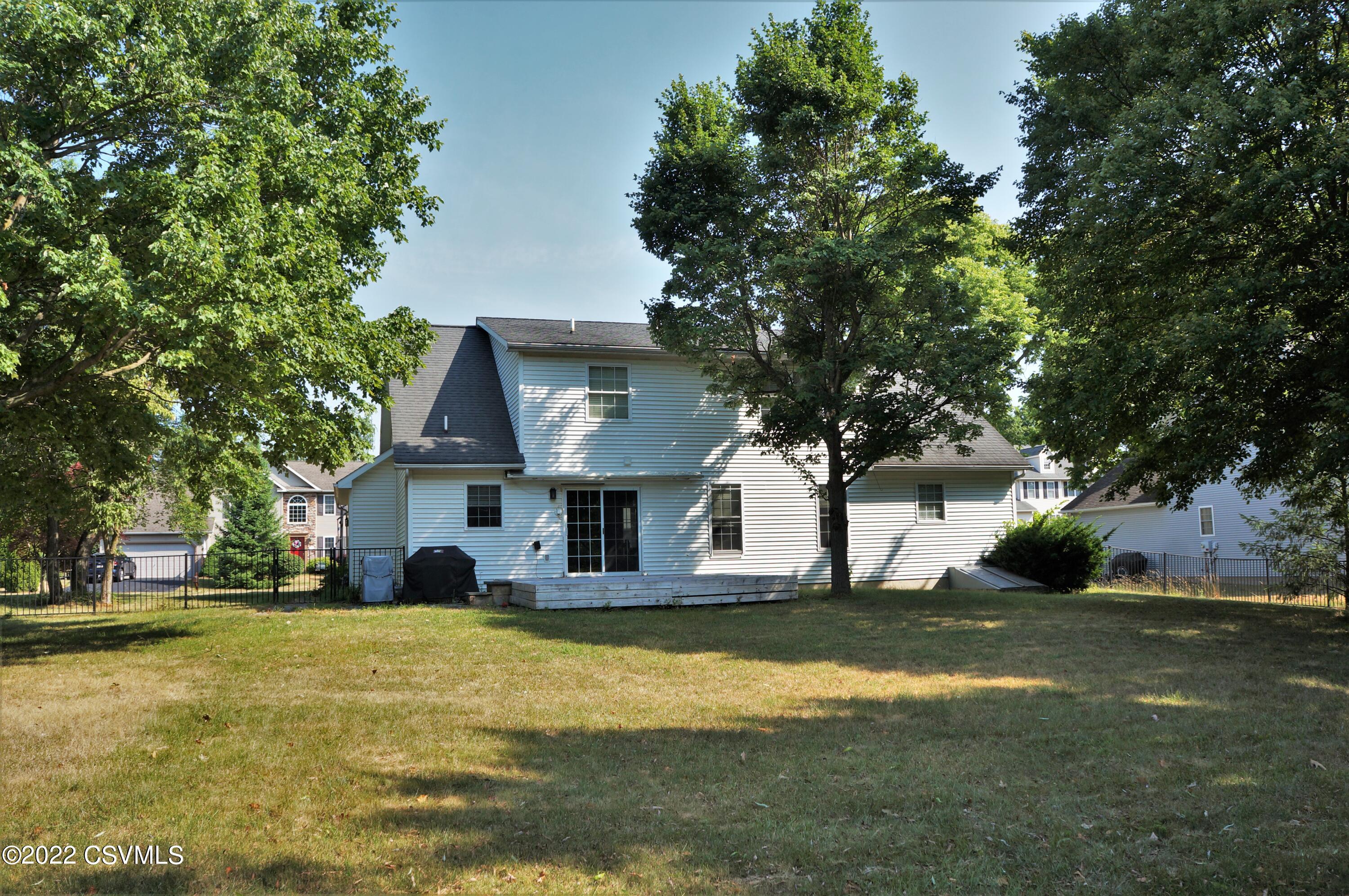 152 RIDGEWAY Drive