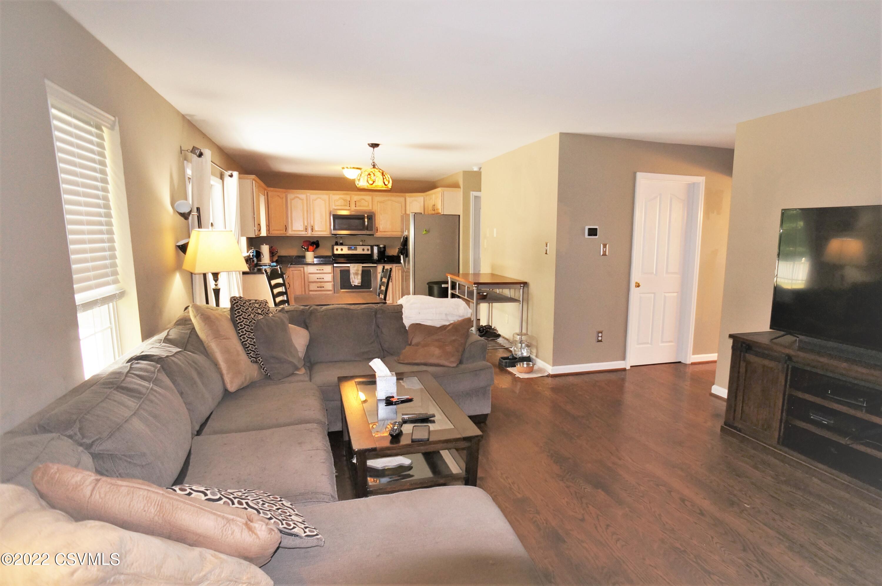 152 RIDGEWAY Drive