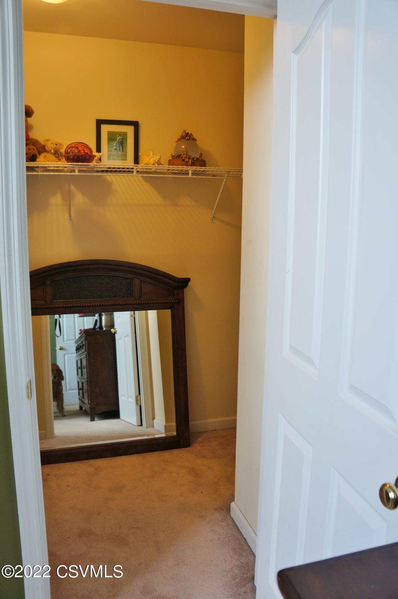 152 RIDGEWAY Drive