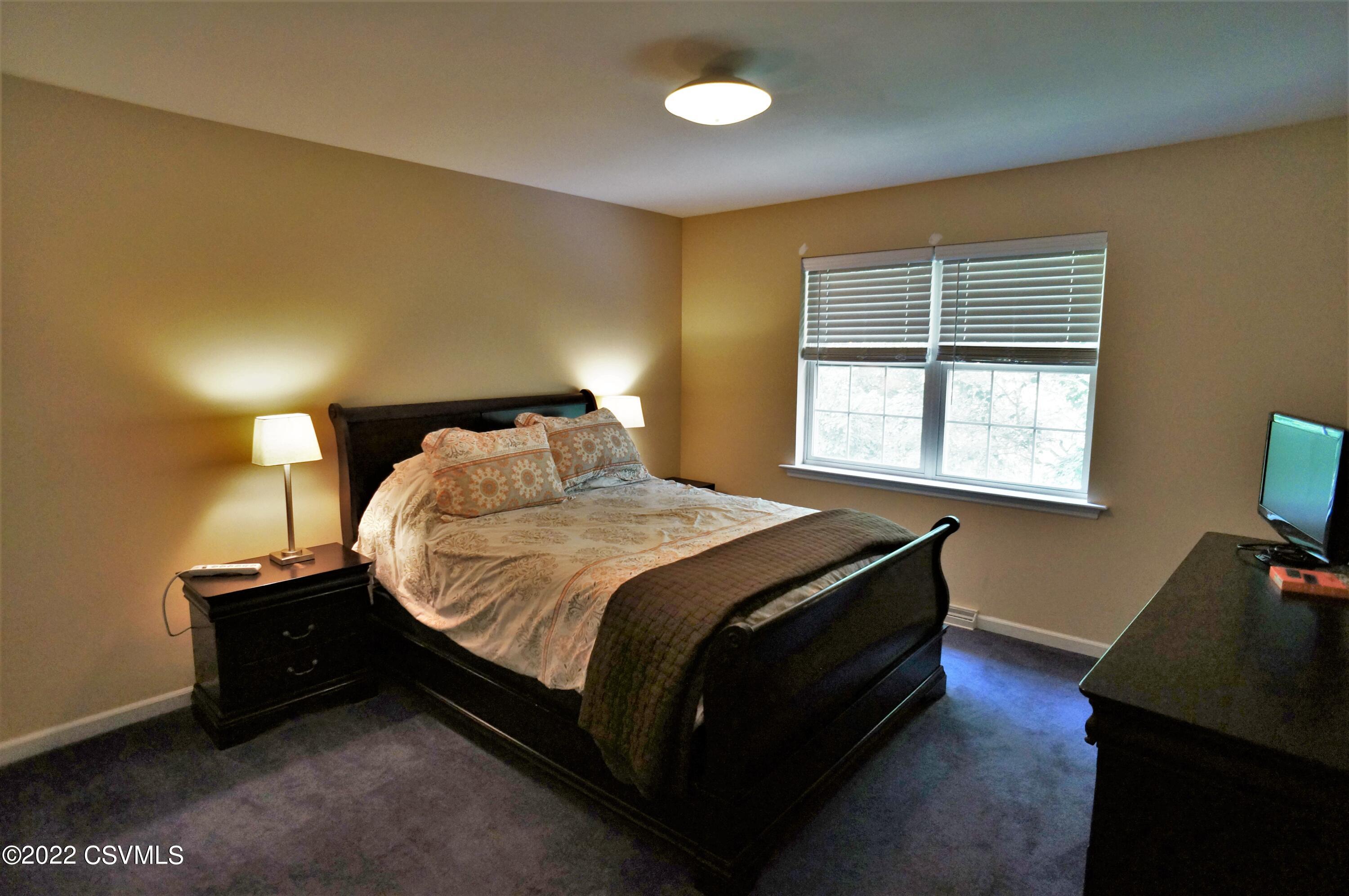 152 RIDGEWAY Drive