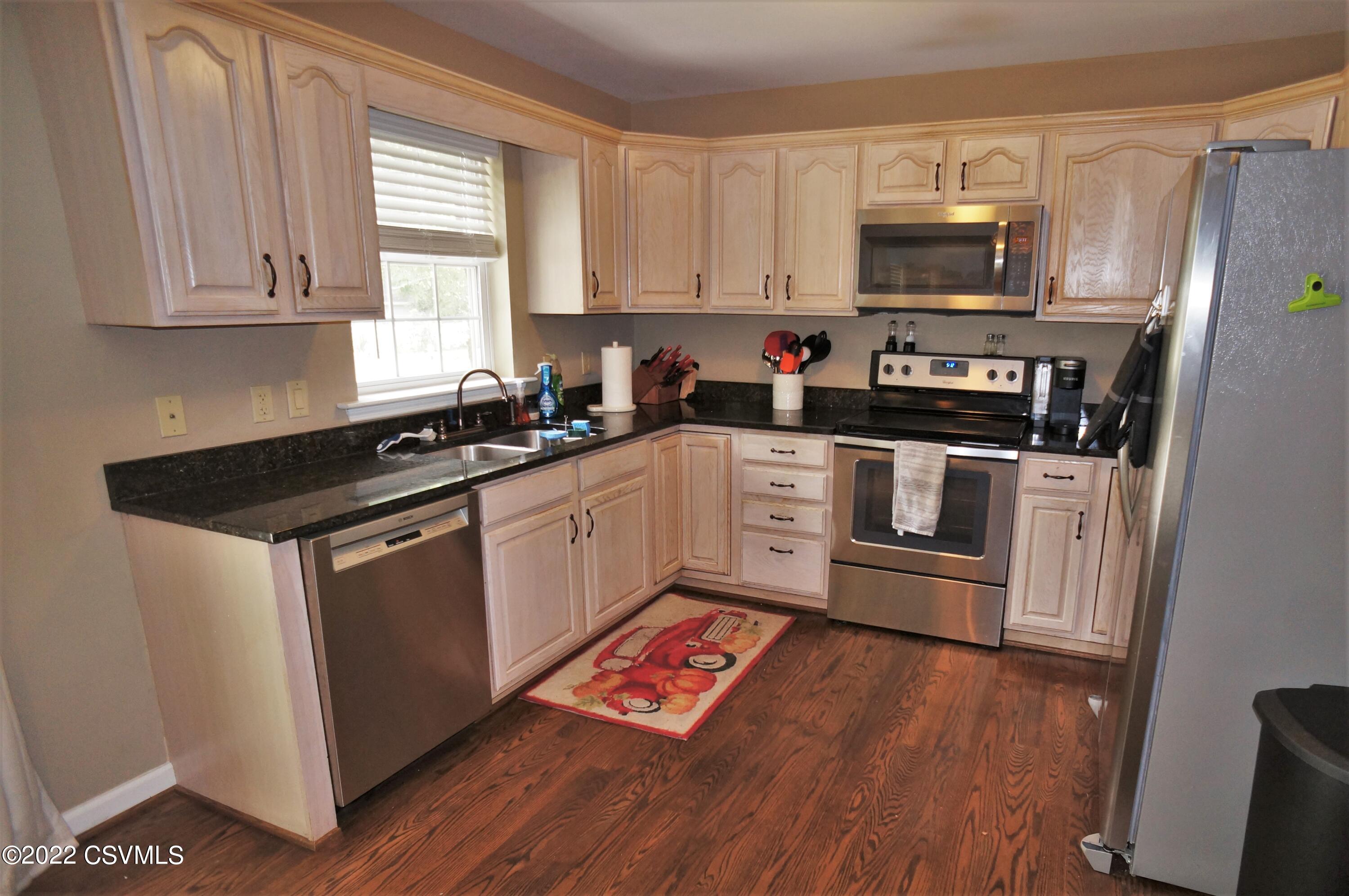 152 RIDGEWAY Drive