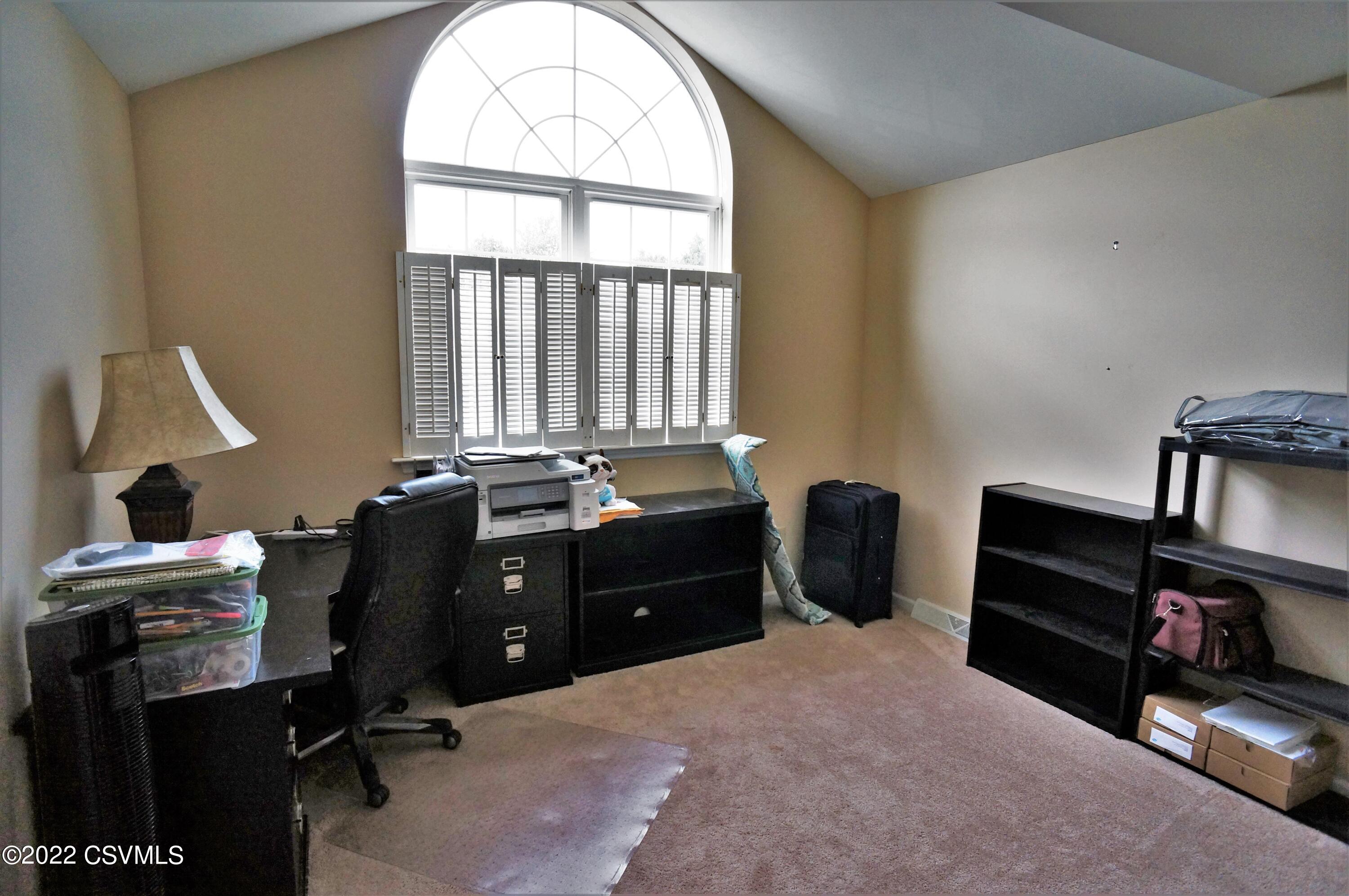 152 RIDGEWAY Drive