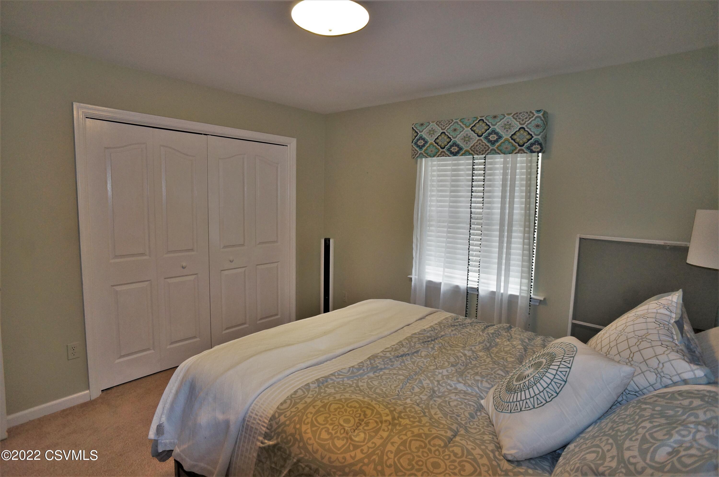 152 RIDGEWAY Drive