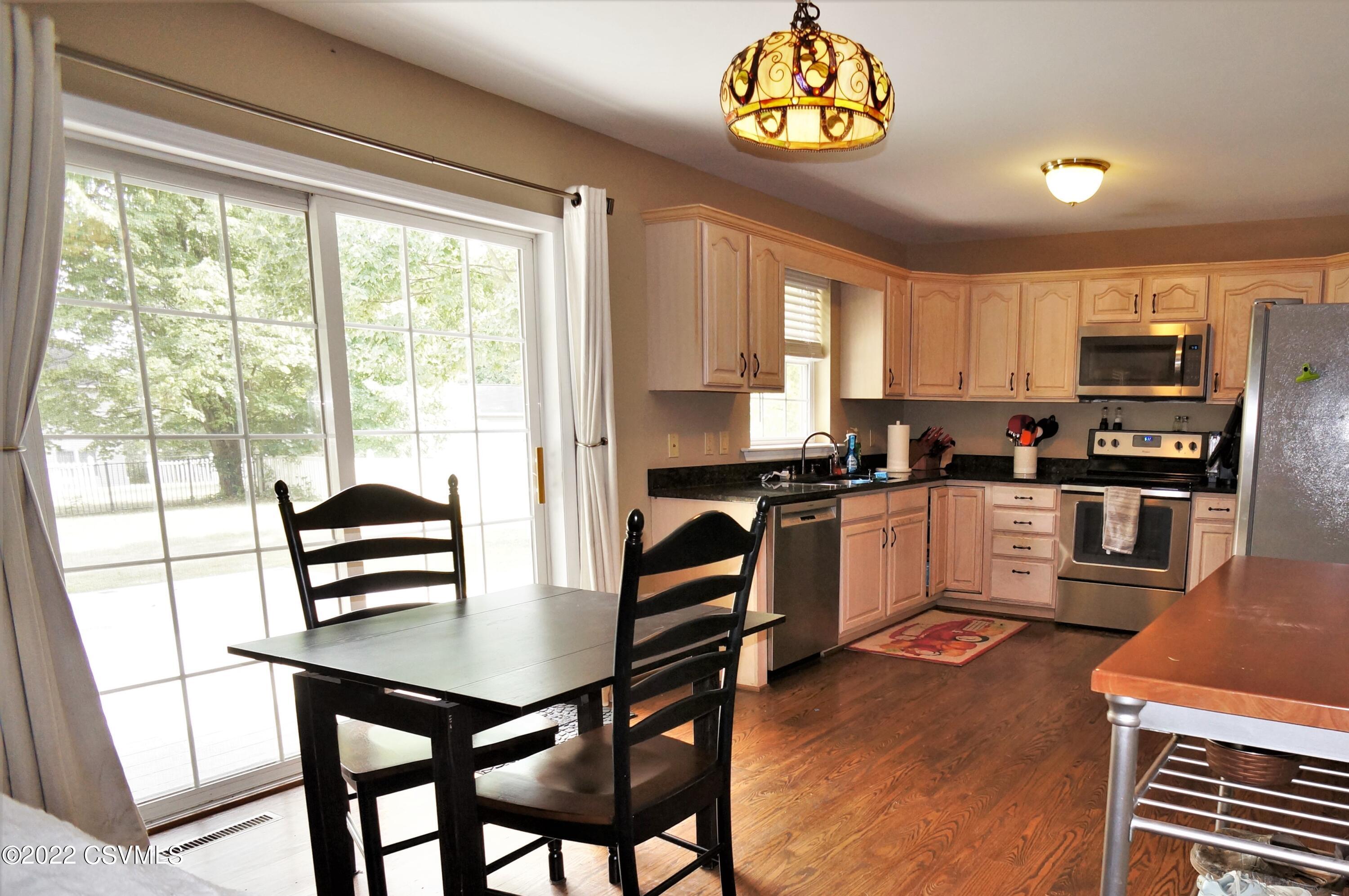 152 RIDGEWAY Drive