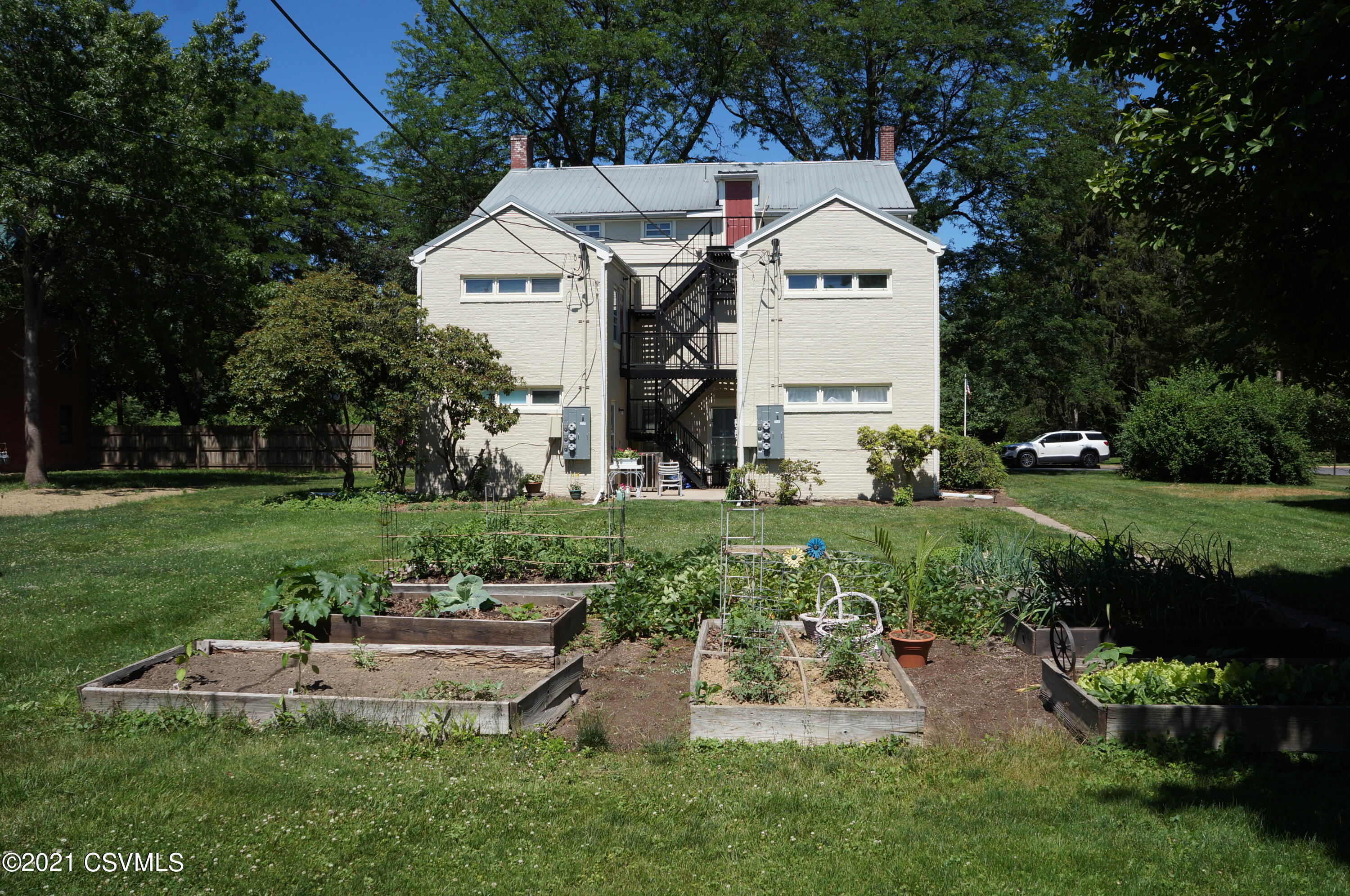 31 N WATER Street
