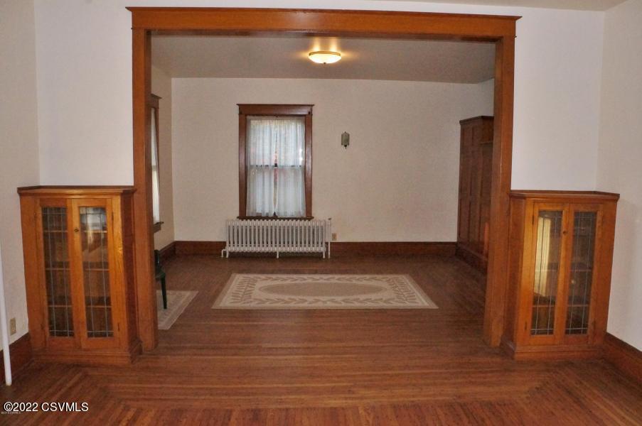 306 S 3RD Street