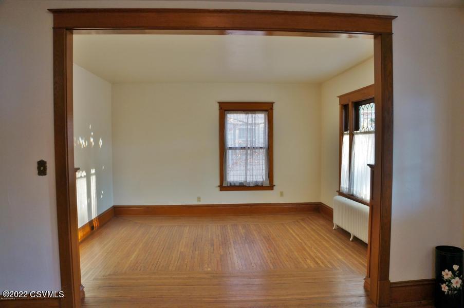 306 S 3RD Street