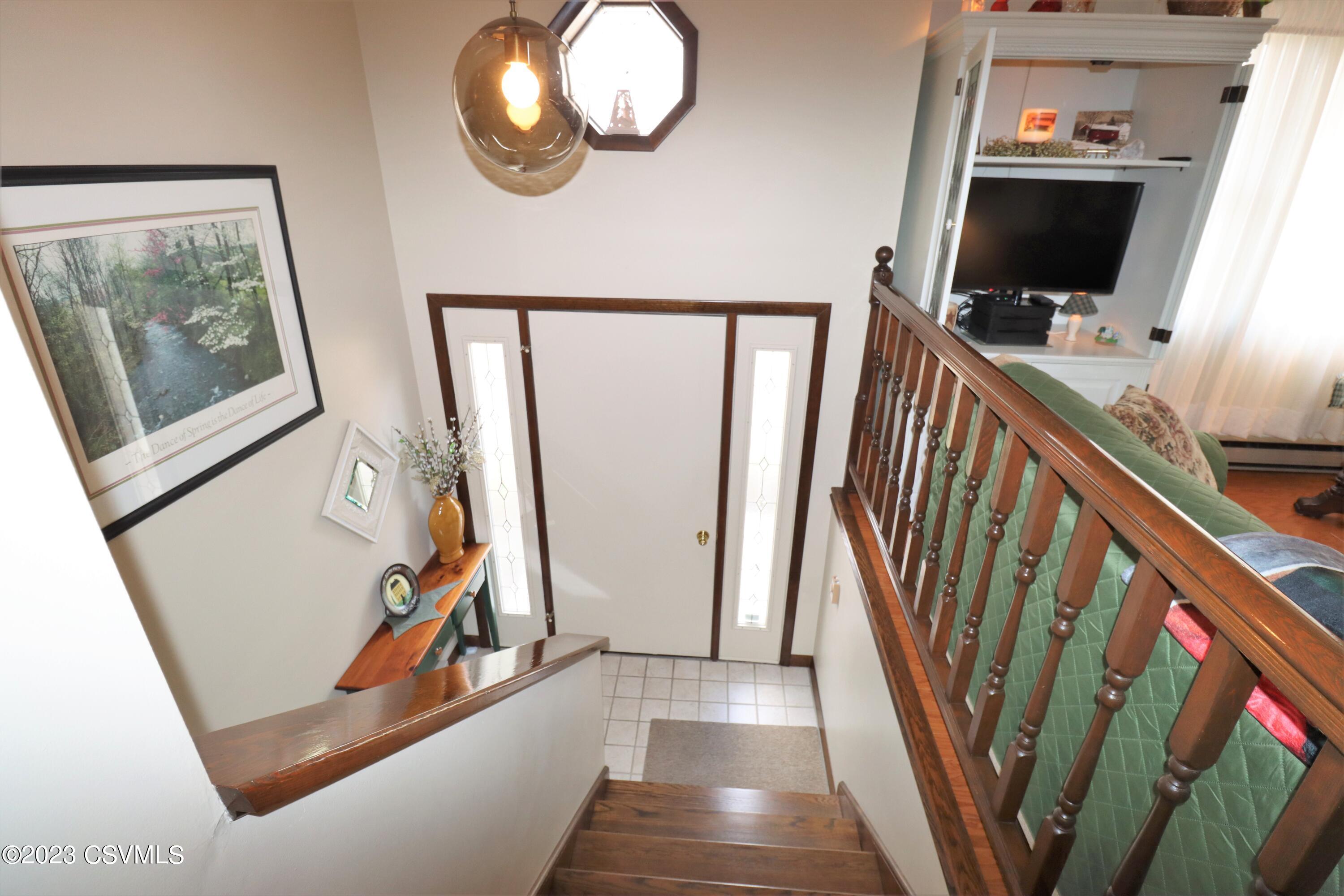 22 CARDINAL Drive