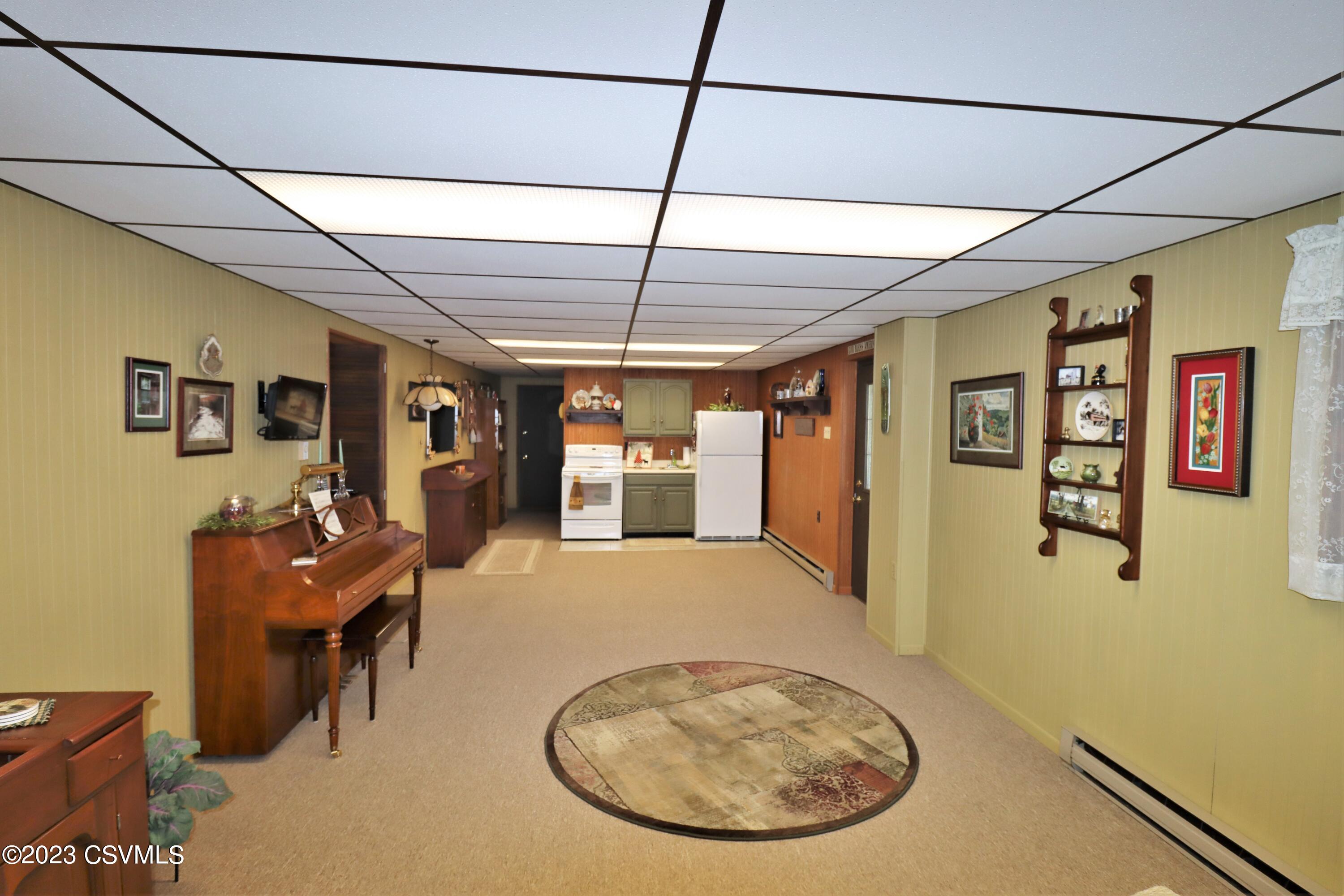 22 CARDINAL Drive