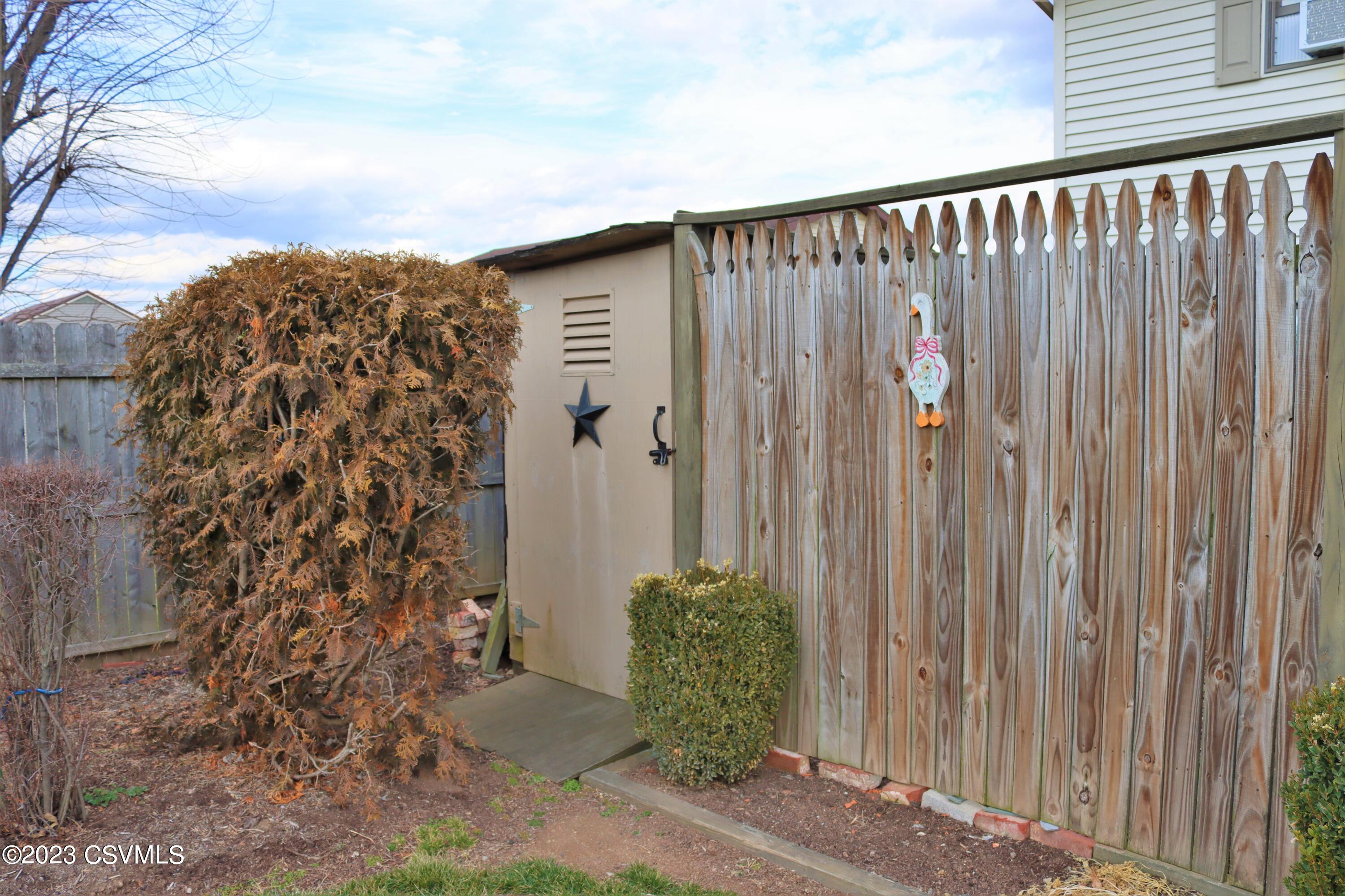 22 CARDINAL Drive
