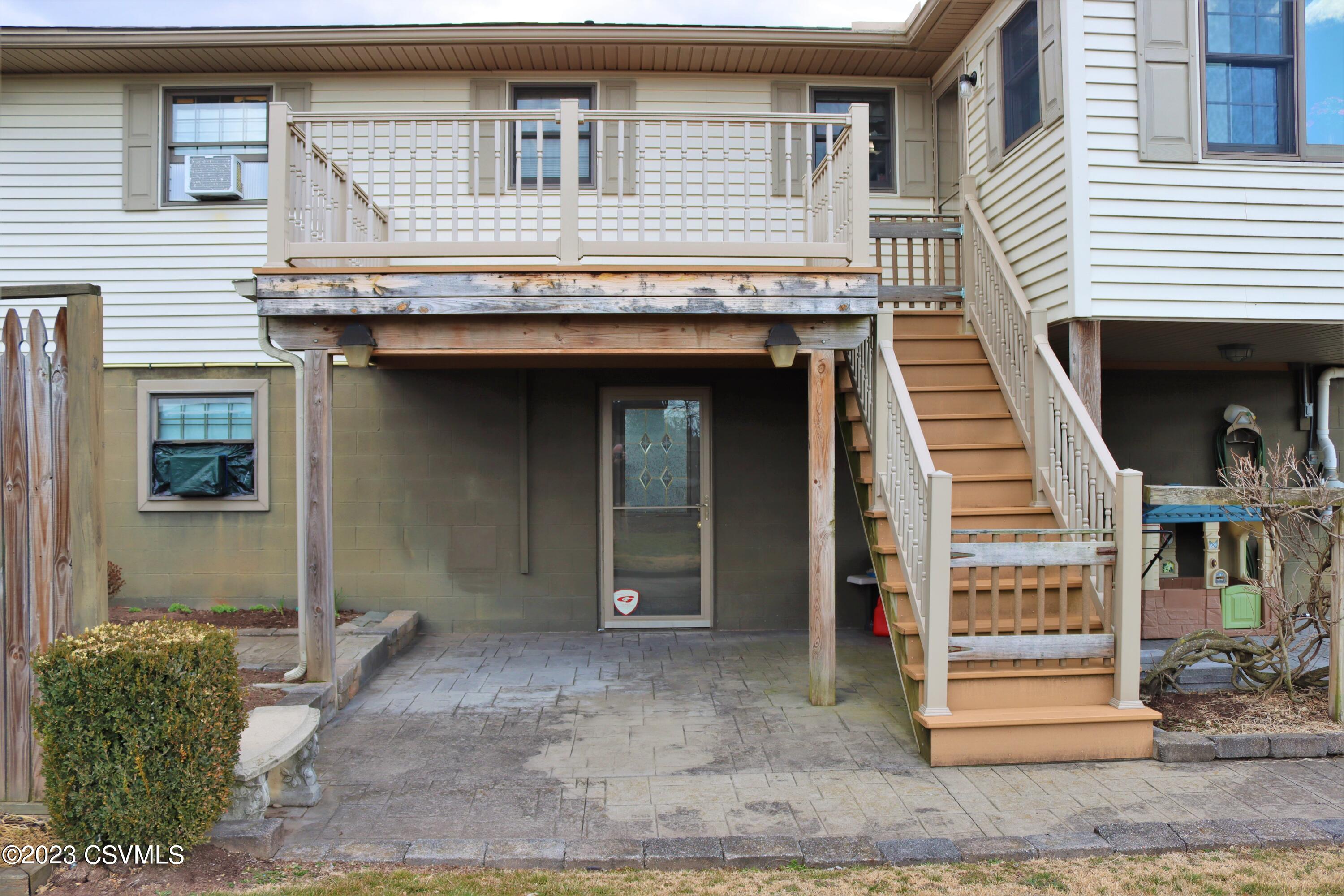 22 CARDINAL Drive