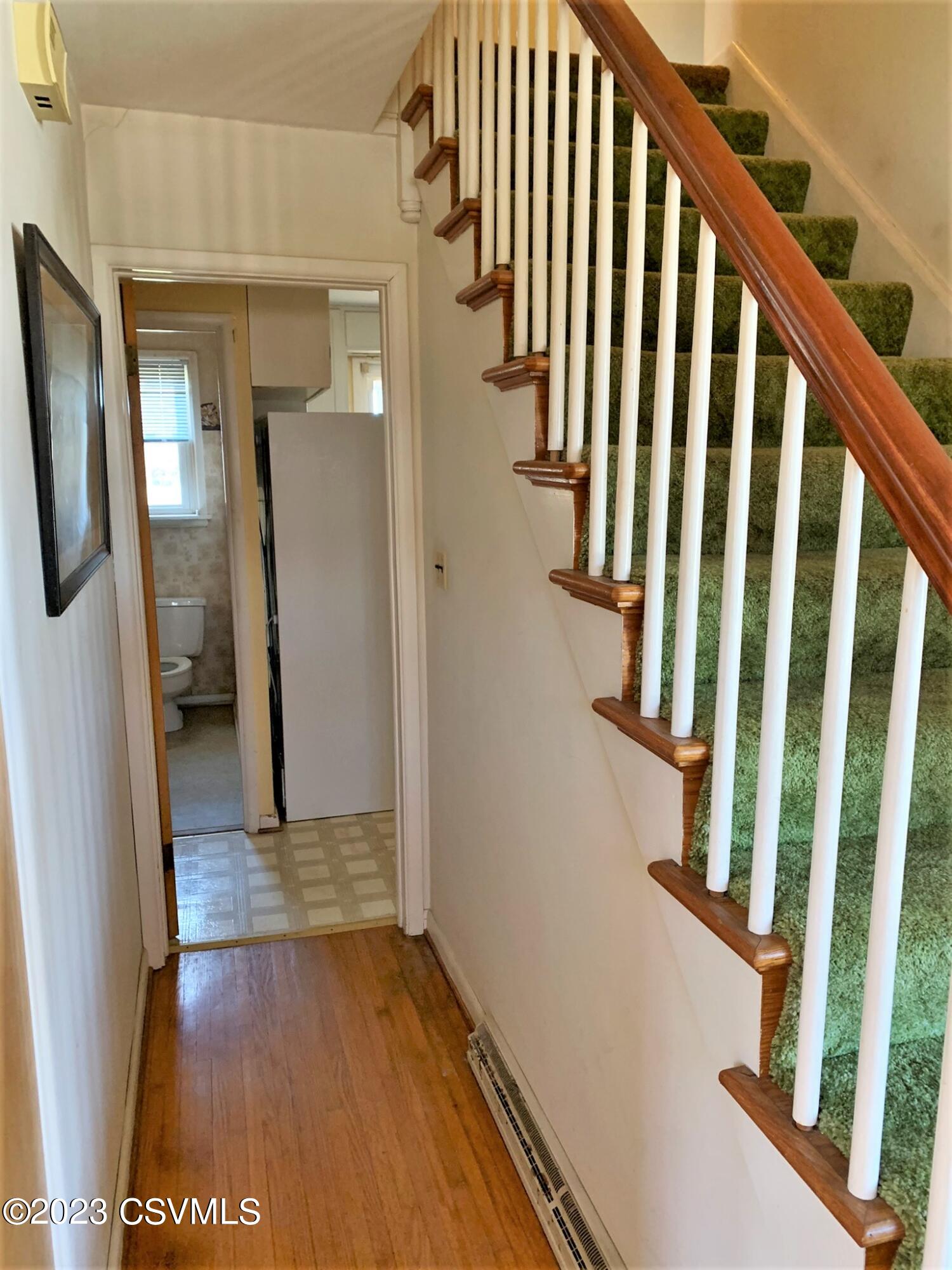 221 S 15TH Street