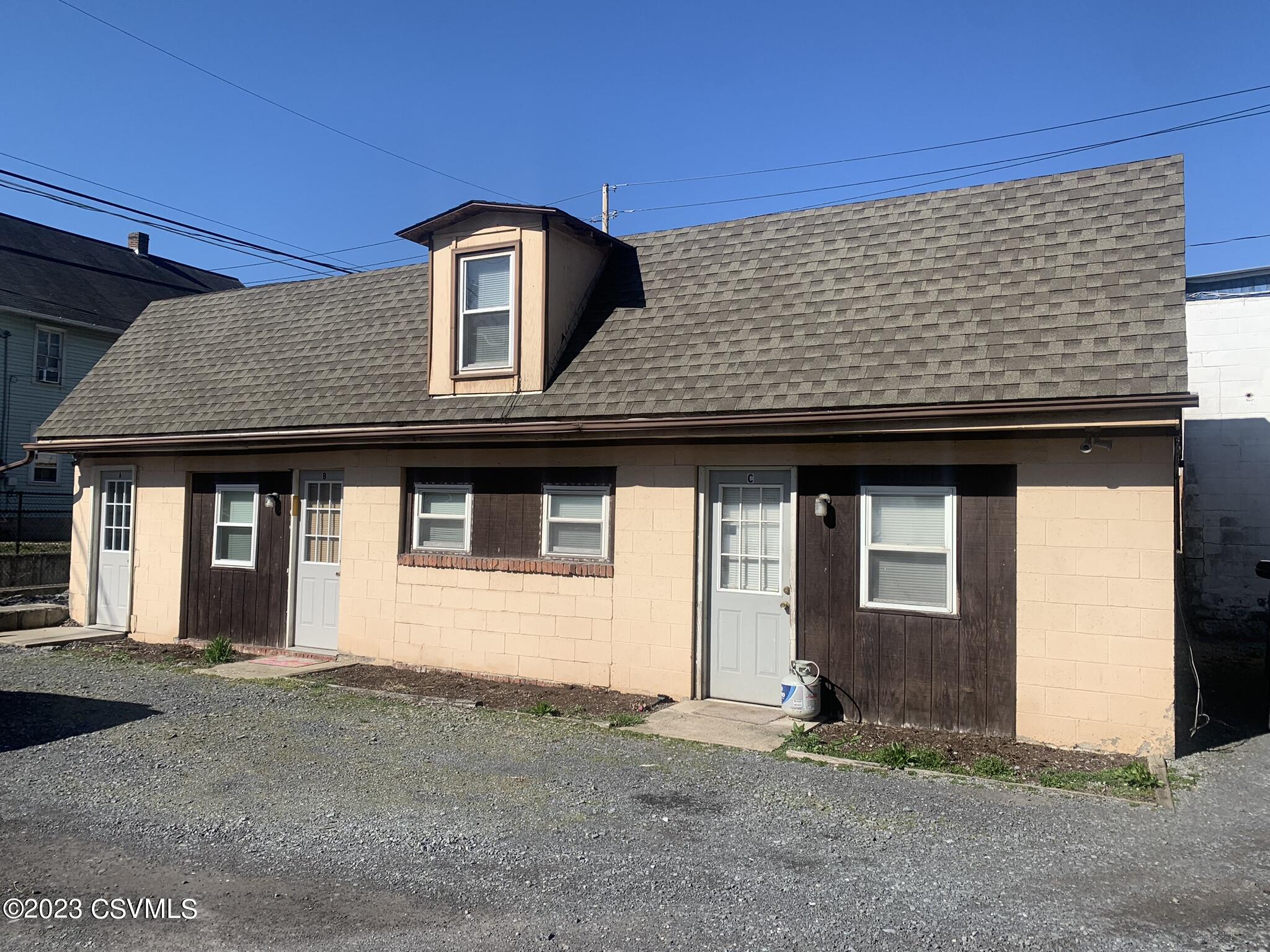 218 BROAD Street