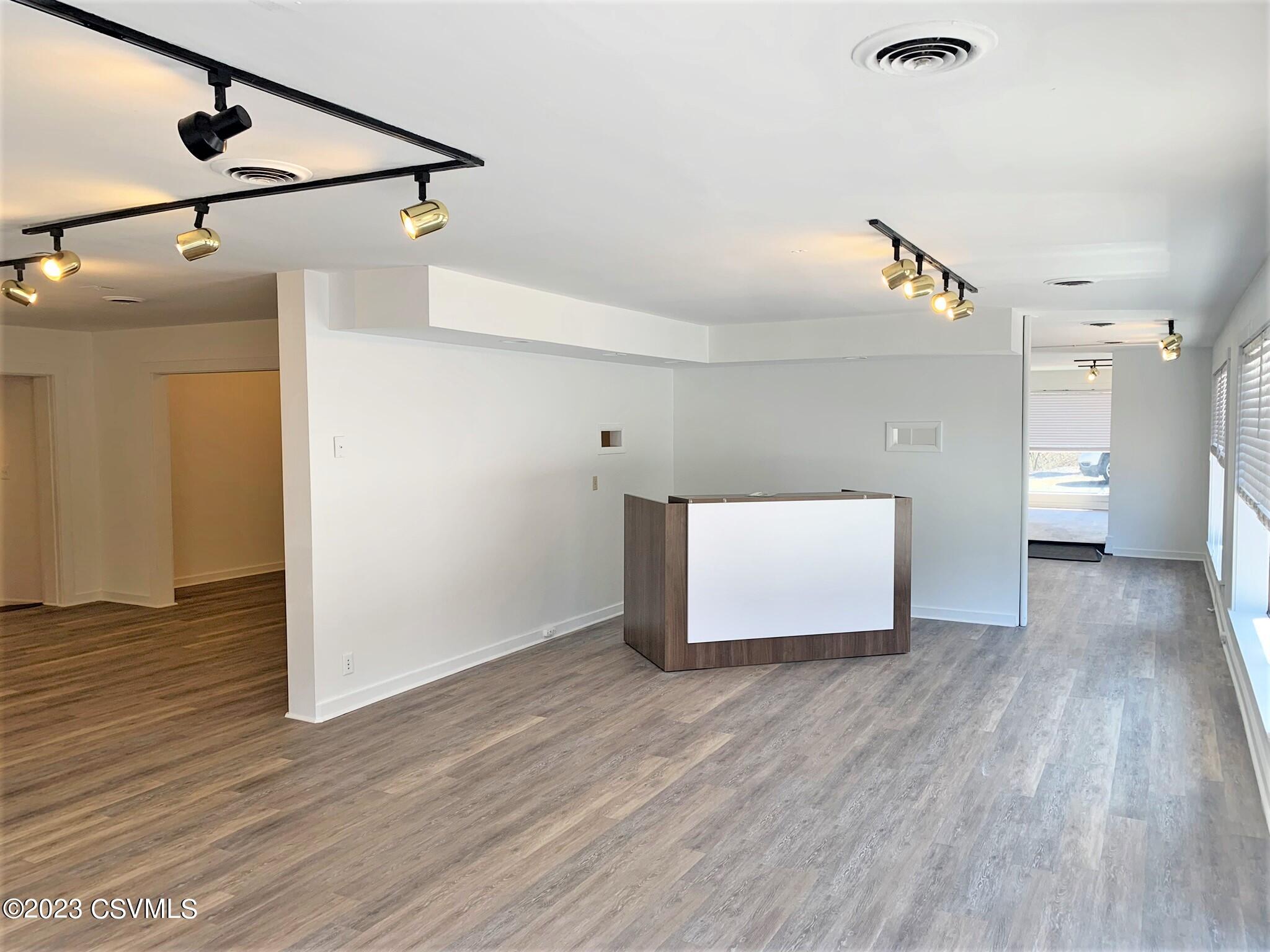 4332 WESTBRANCH Highway