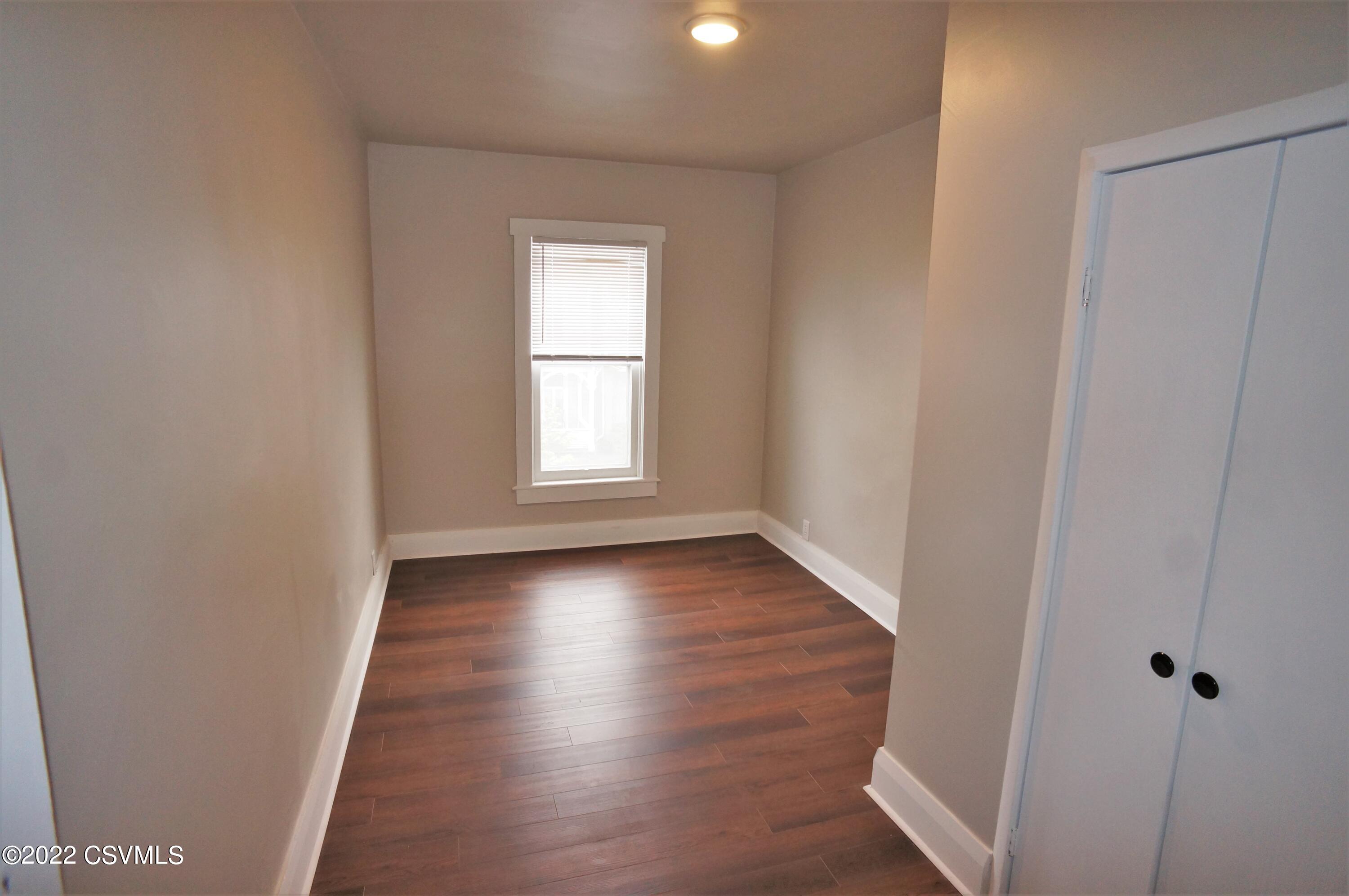 39 N 7TH Street