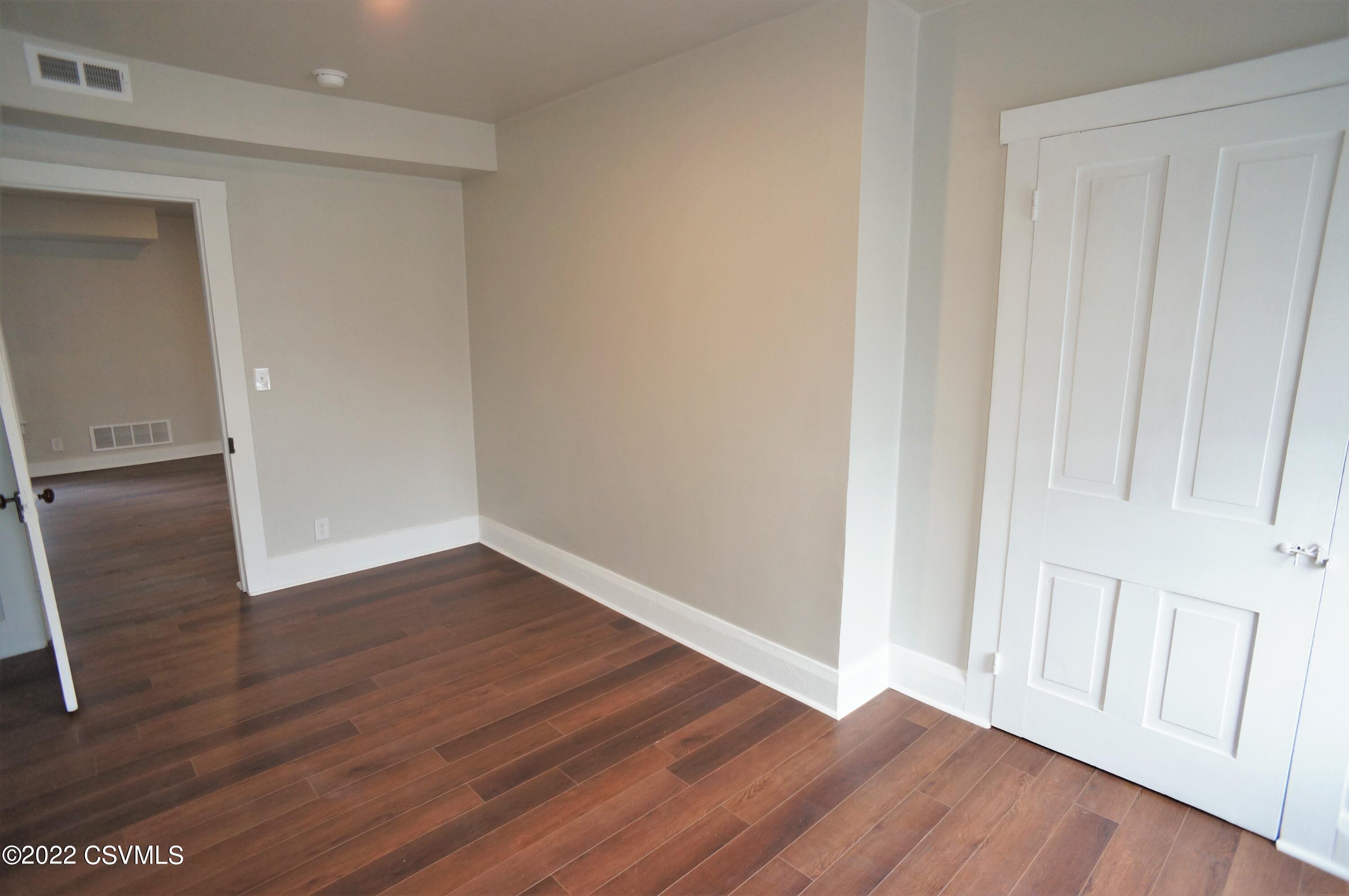 39 N 7TH Street
