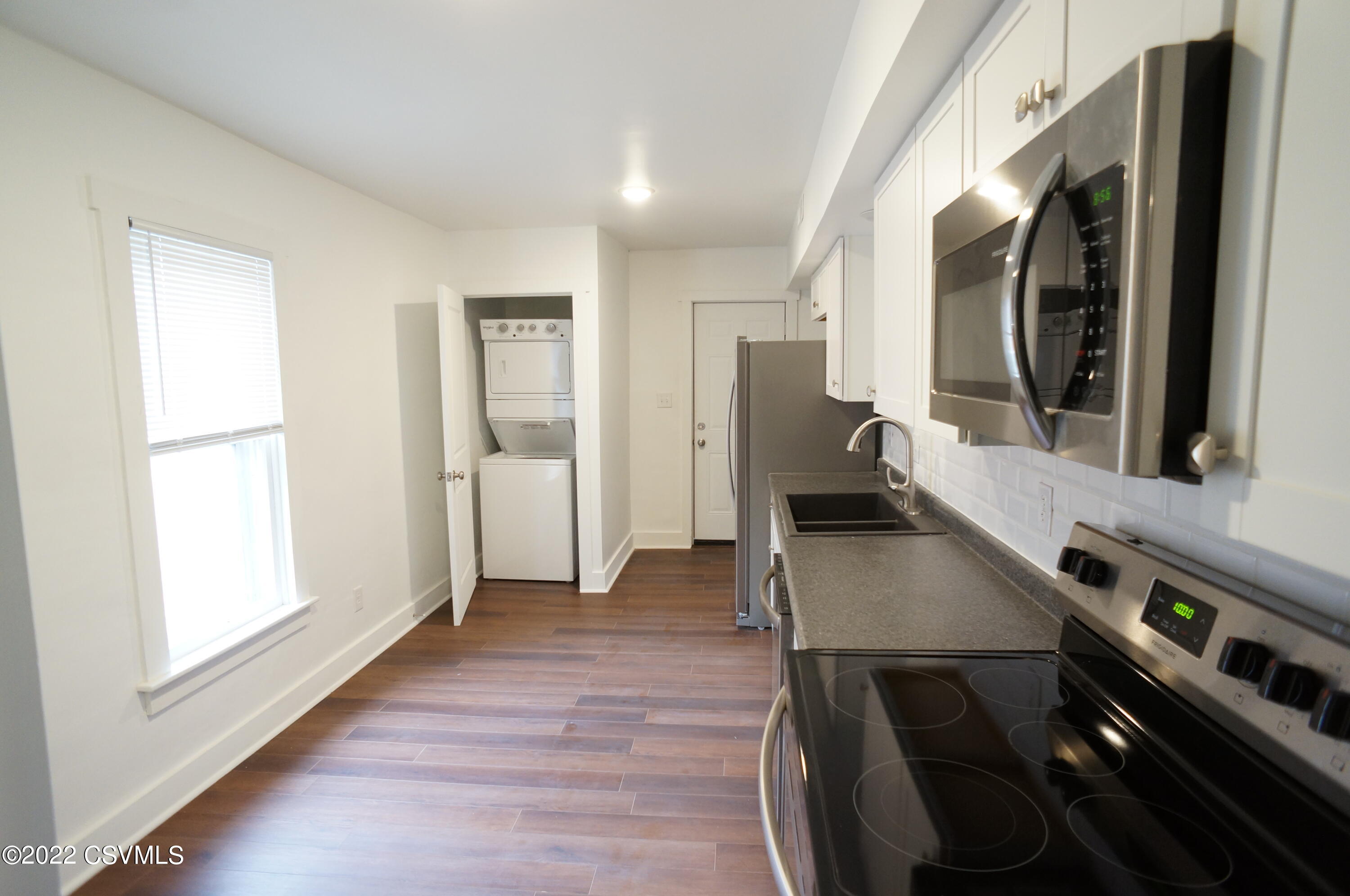 39 N 7TH Street