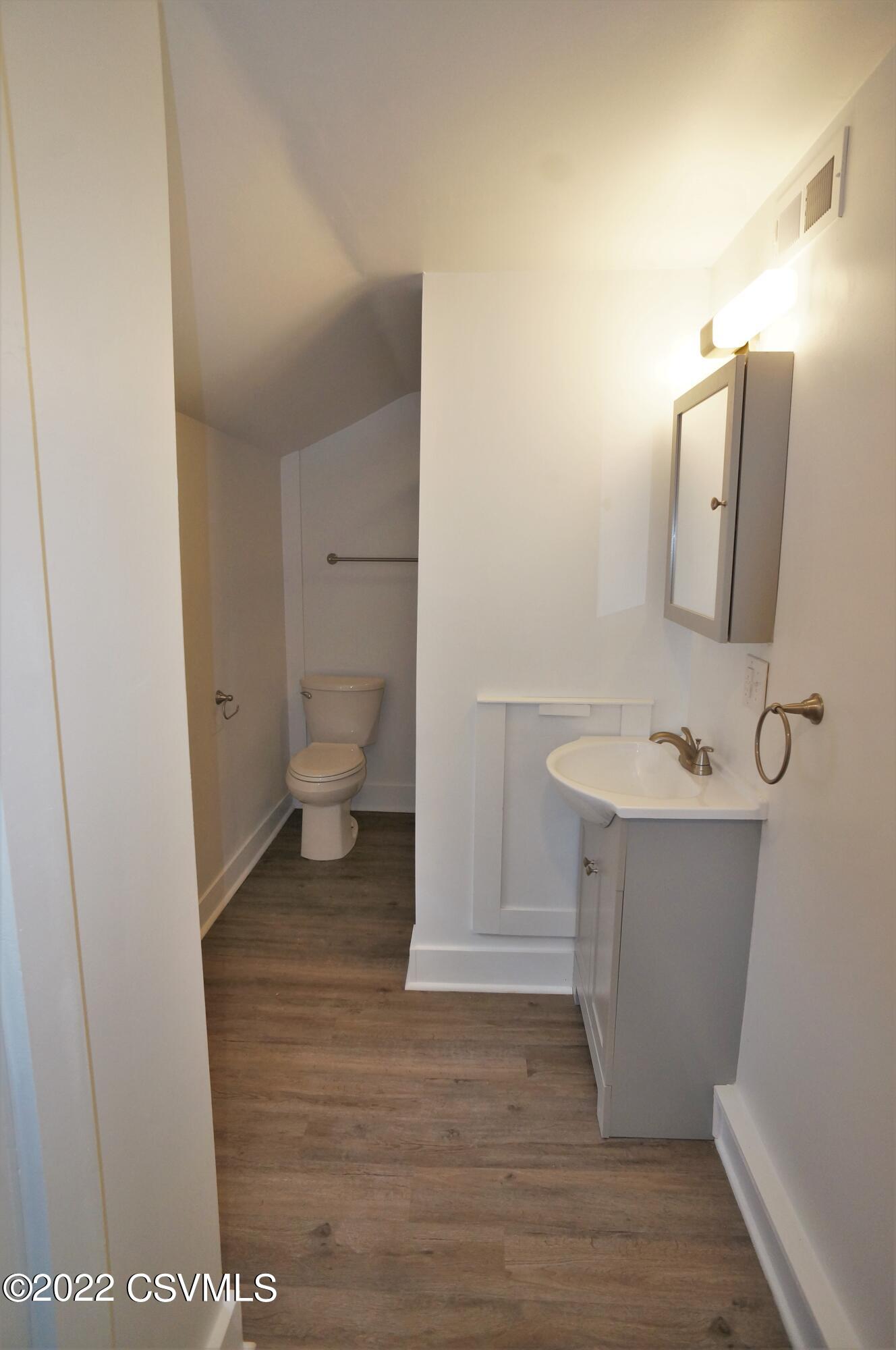 39 N 7TH Street