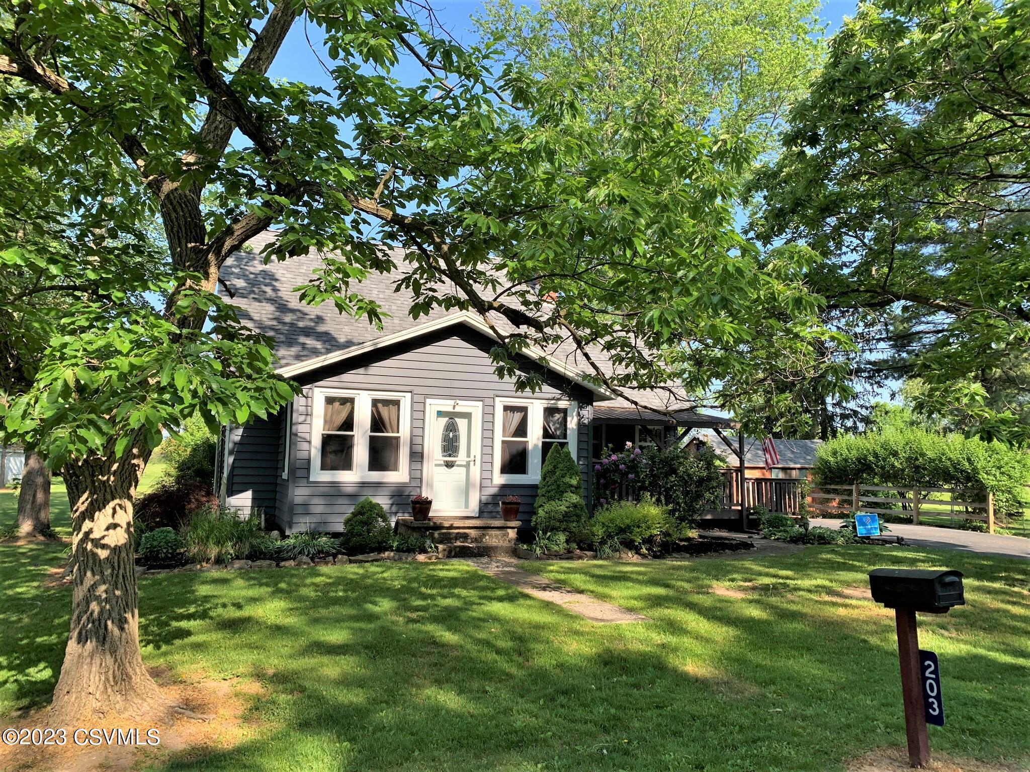 203 NEWMAN Road