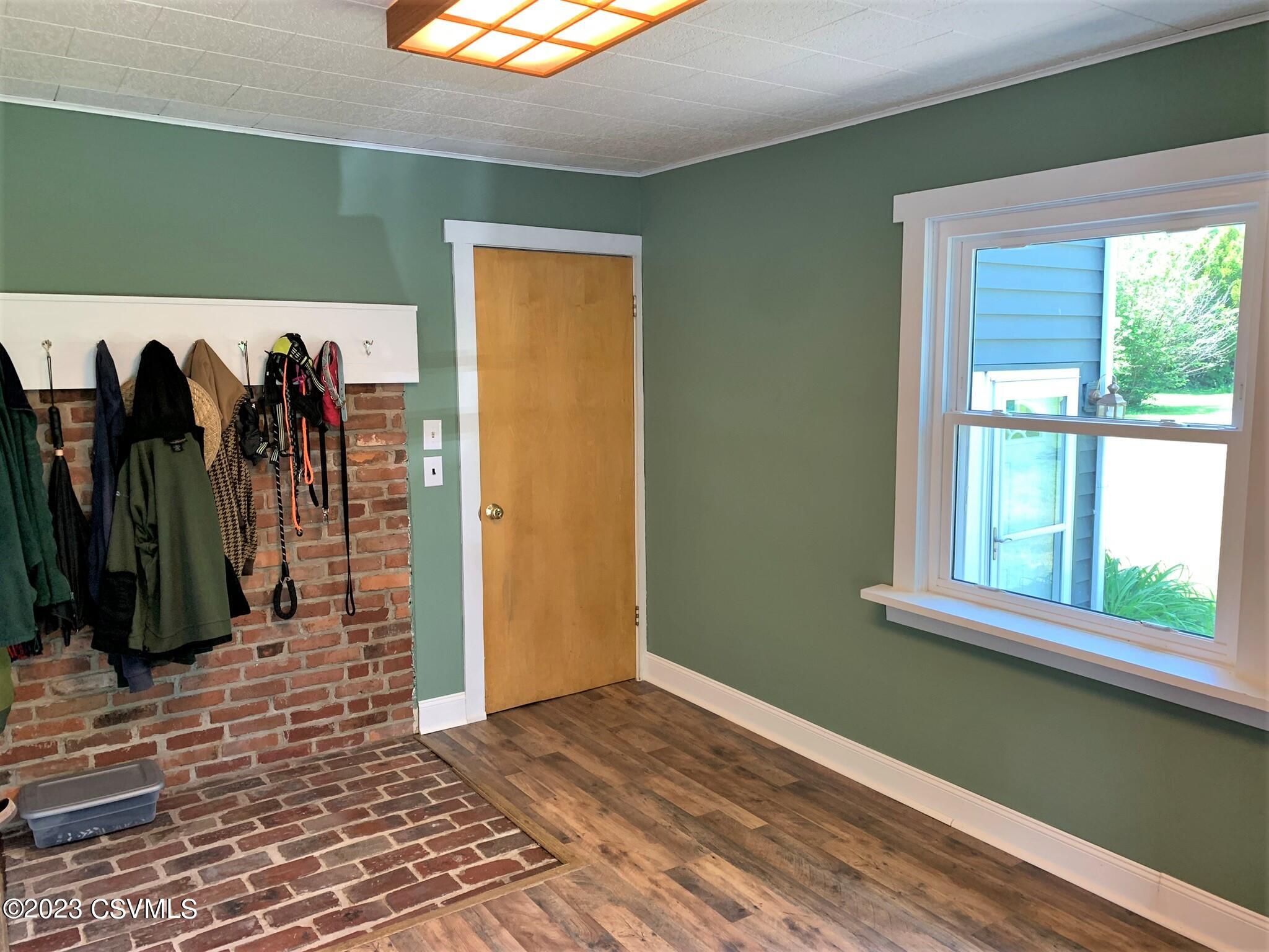 203 NEWMAN Road