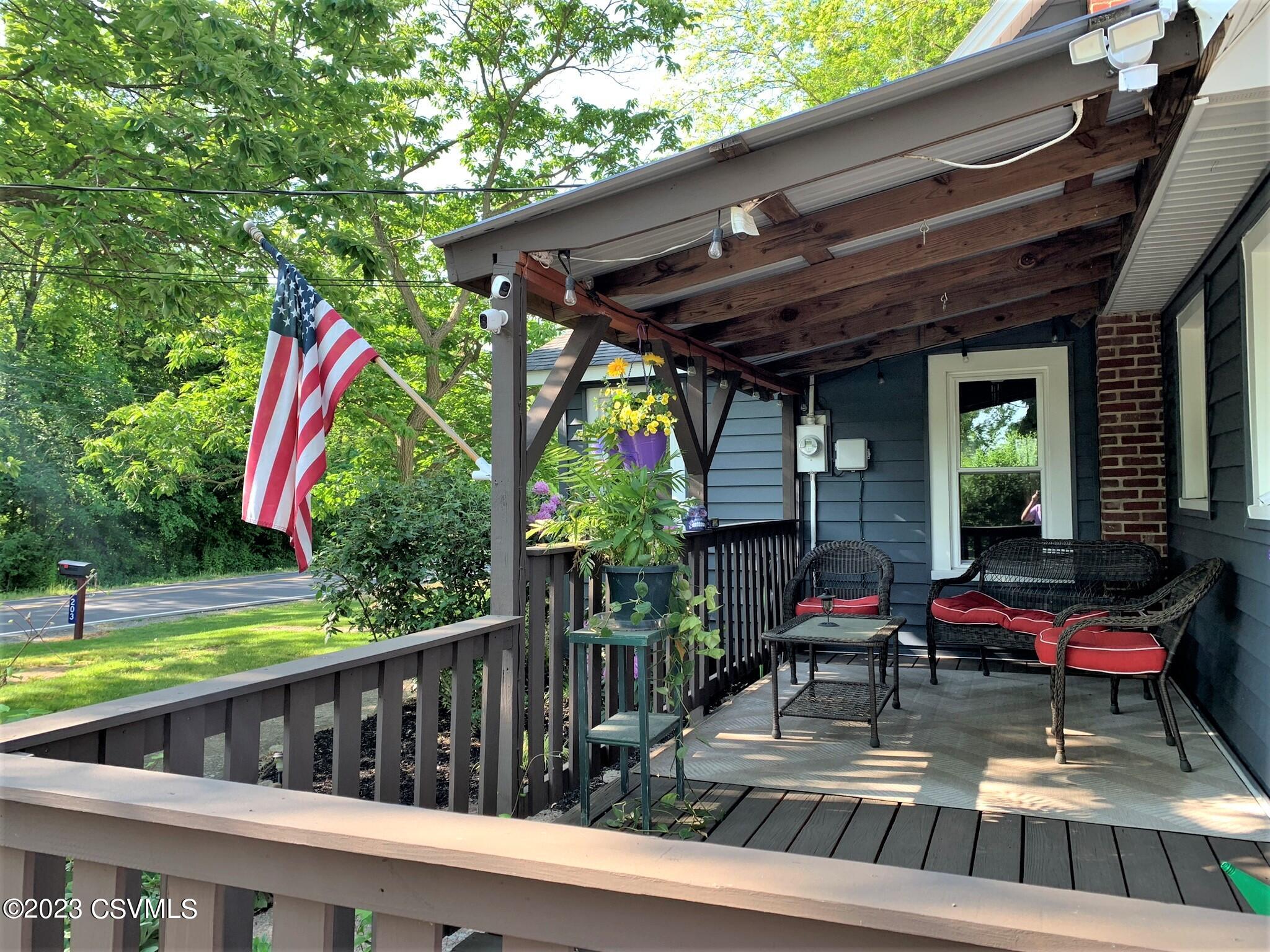 203 NEWMAN Road