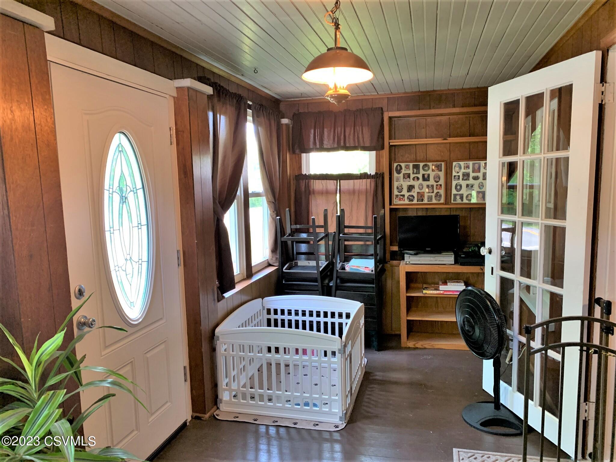 203 NEWMAN Road