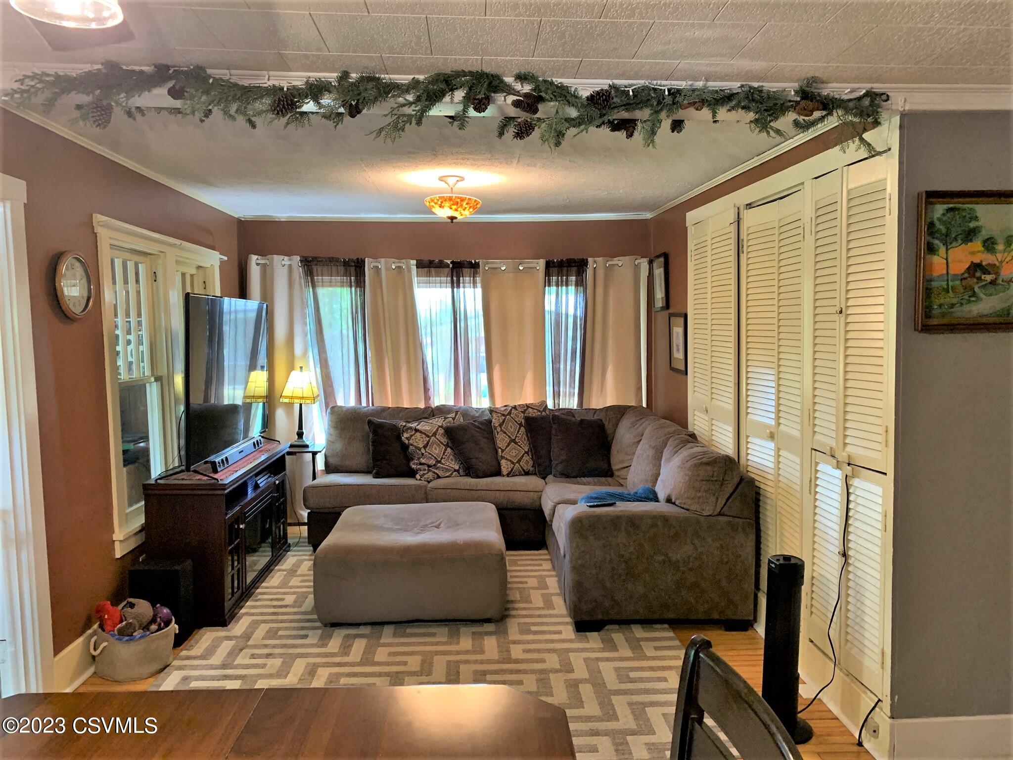 203 NEWMAN Road