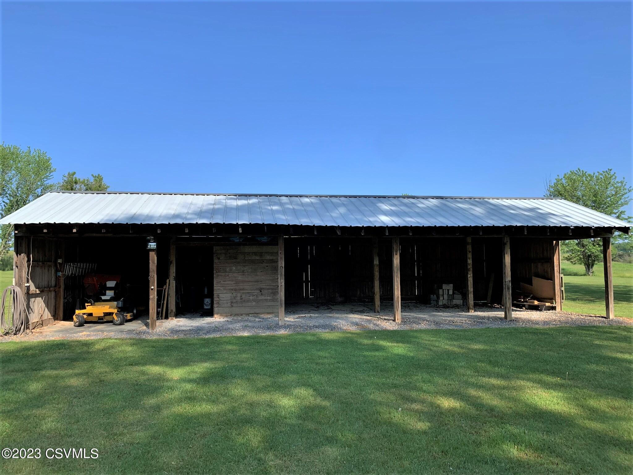203 NEWMAN Road
