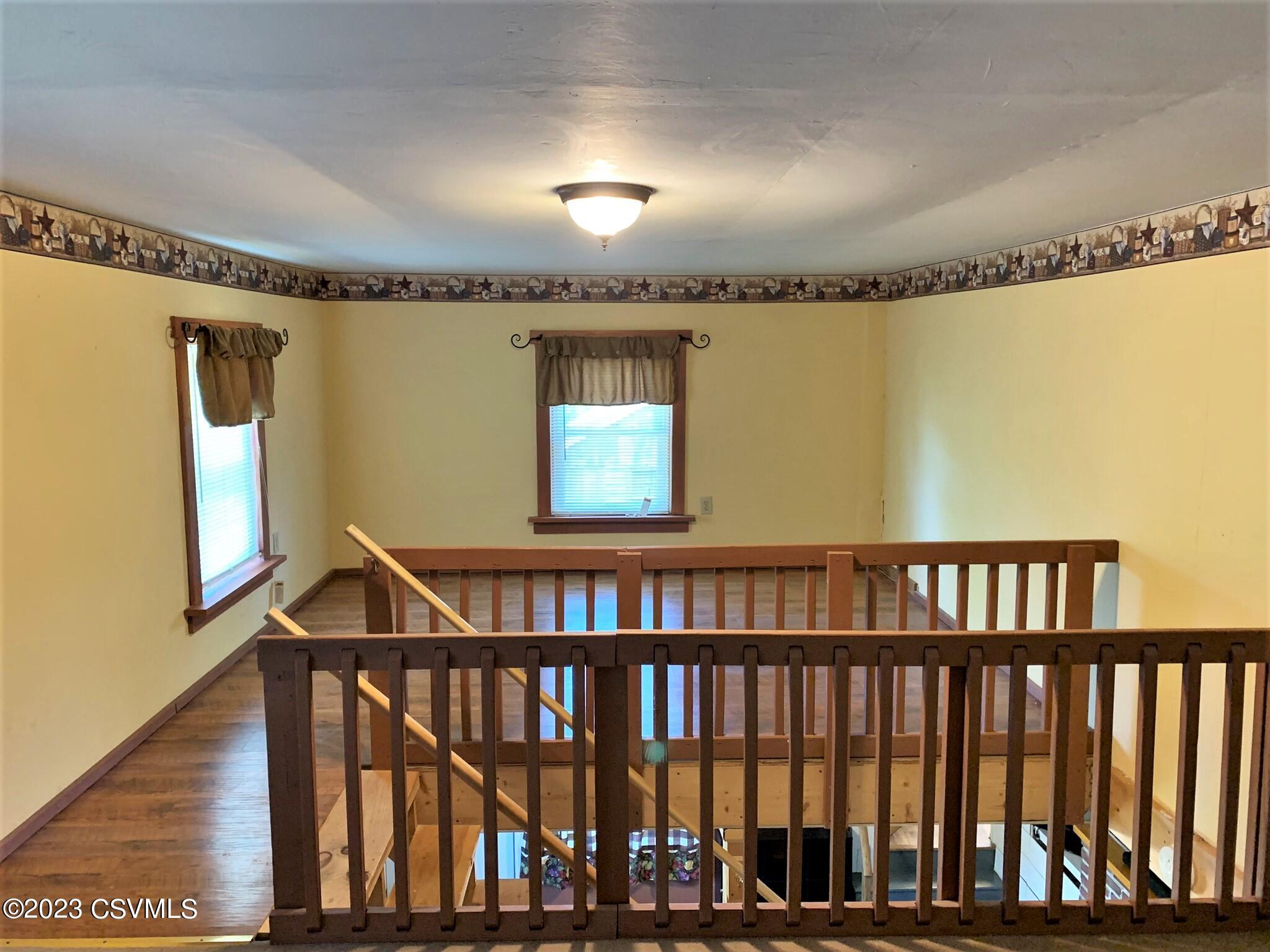 203 NEWMAN Road