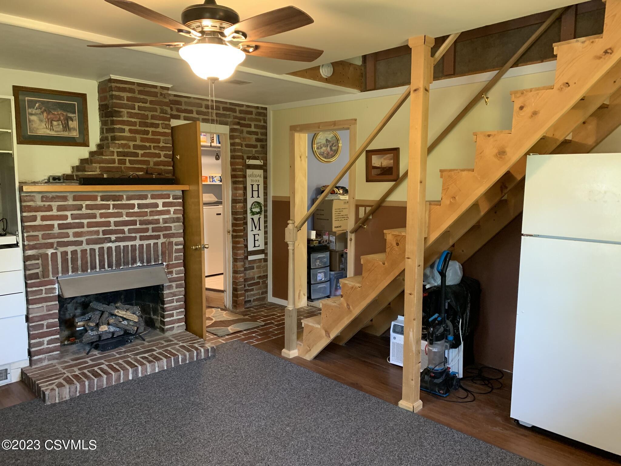 203 NEWMAN Road