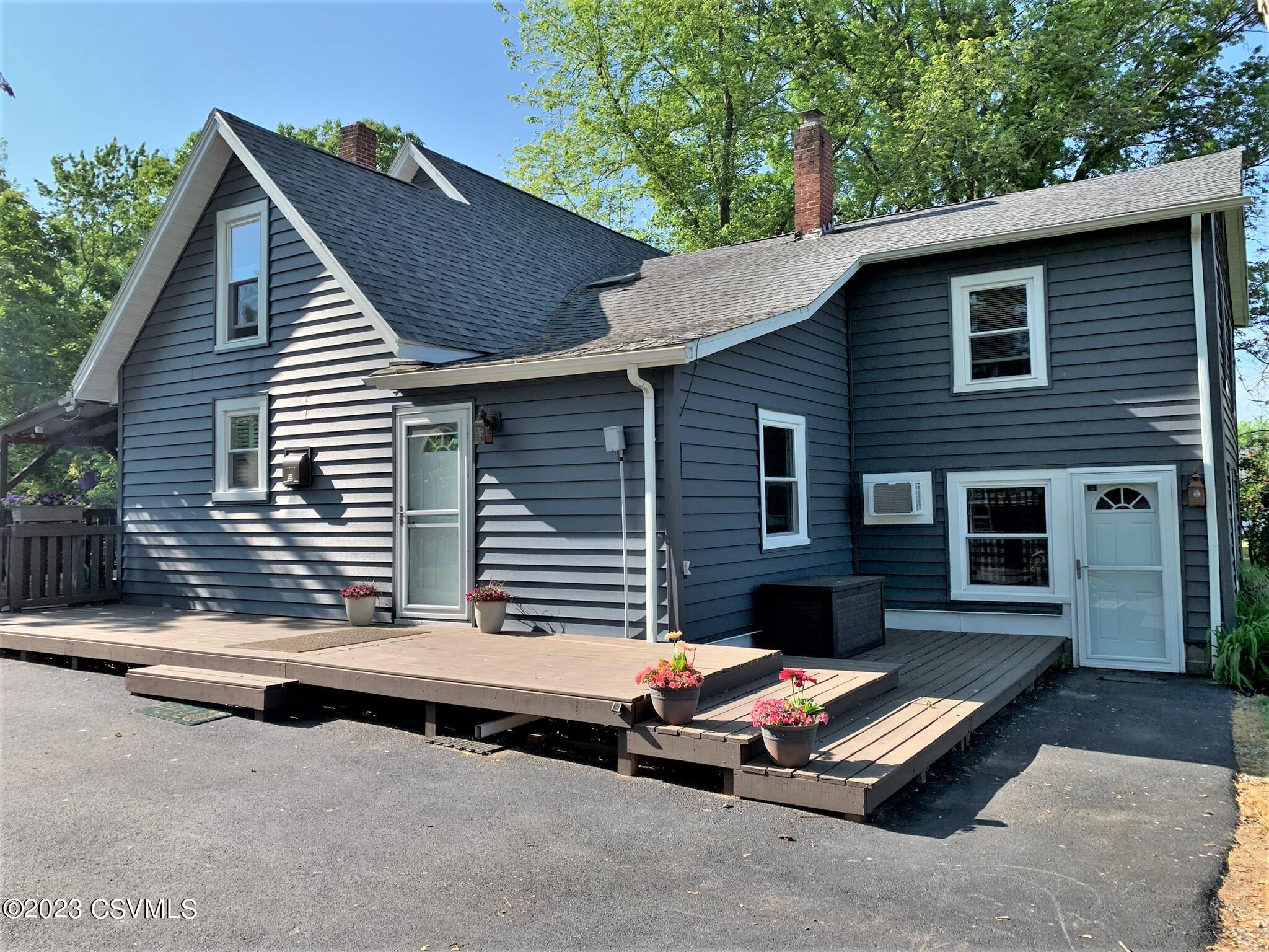 203 NEWMAN Road