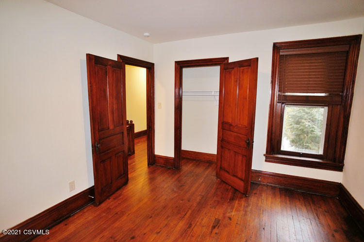 115 N 3RD Street