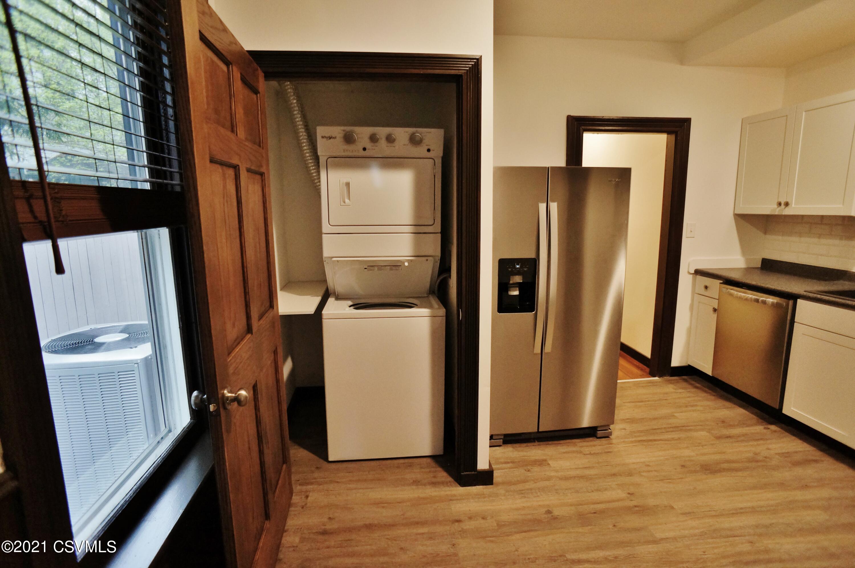 115 N 3RD Street