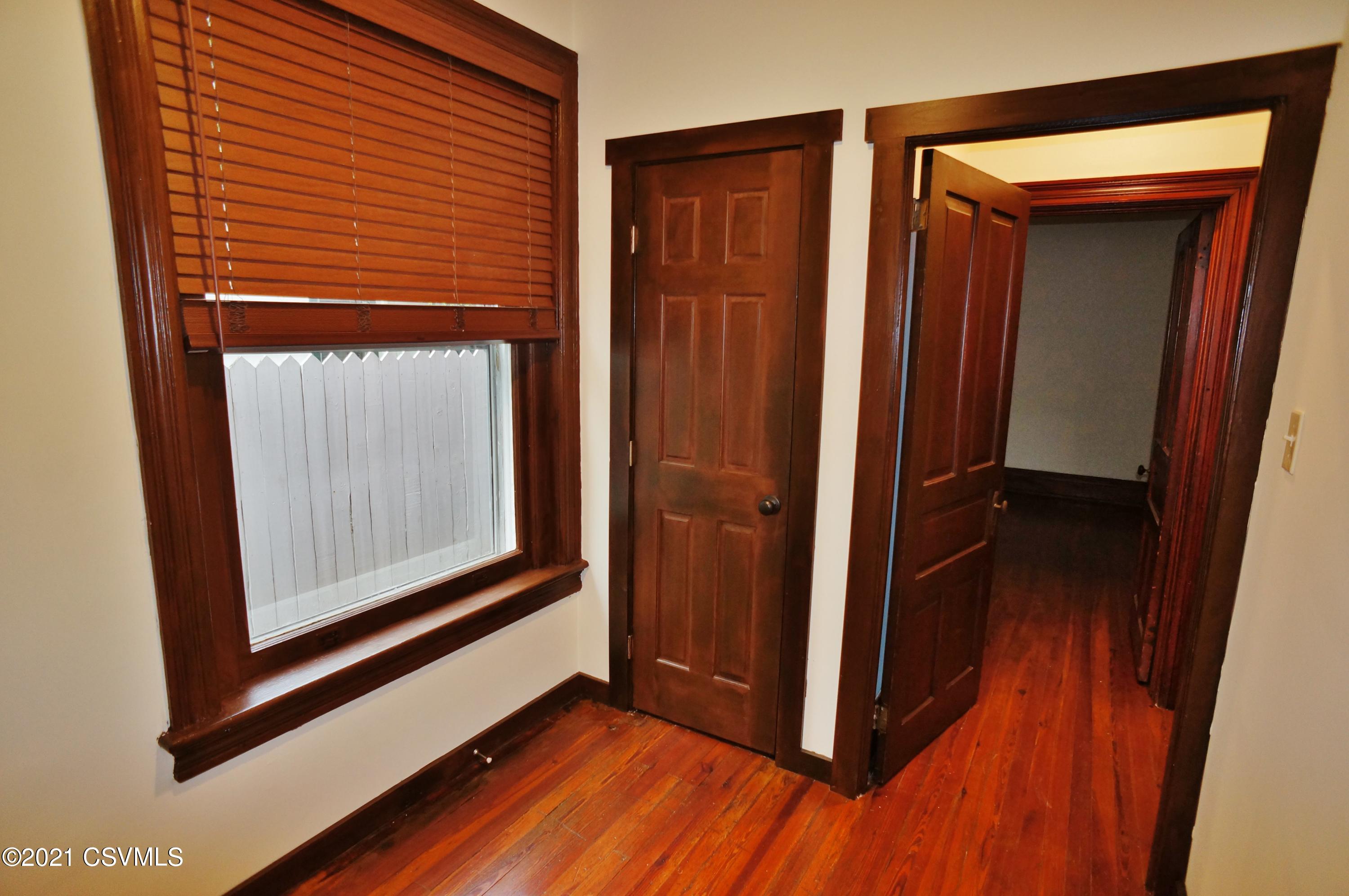115 N 3RD Street