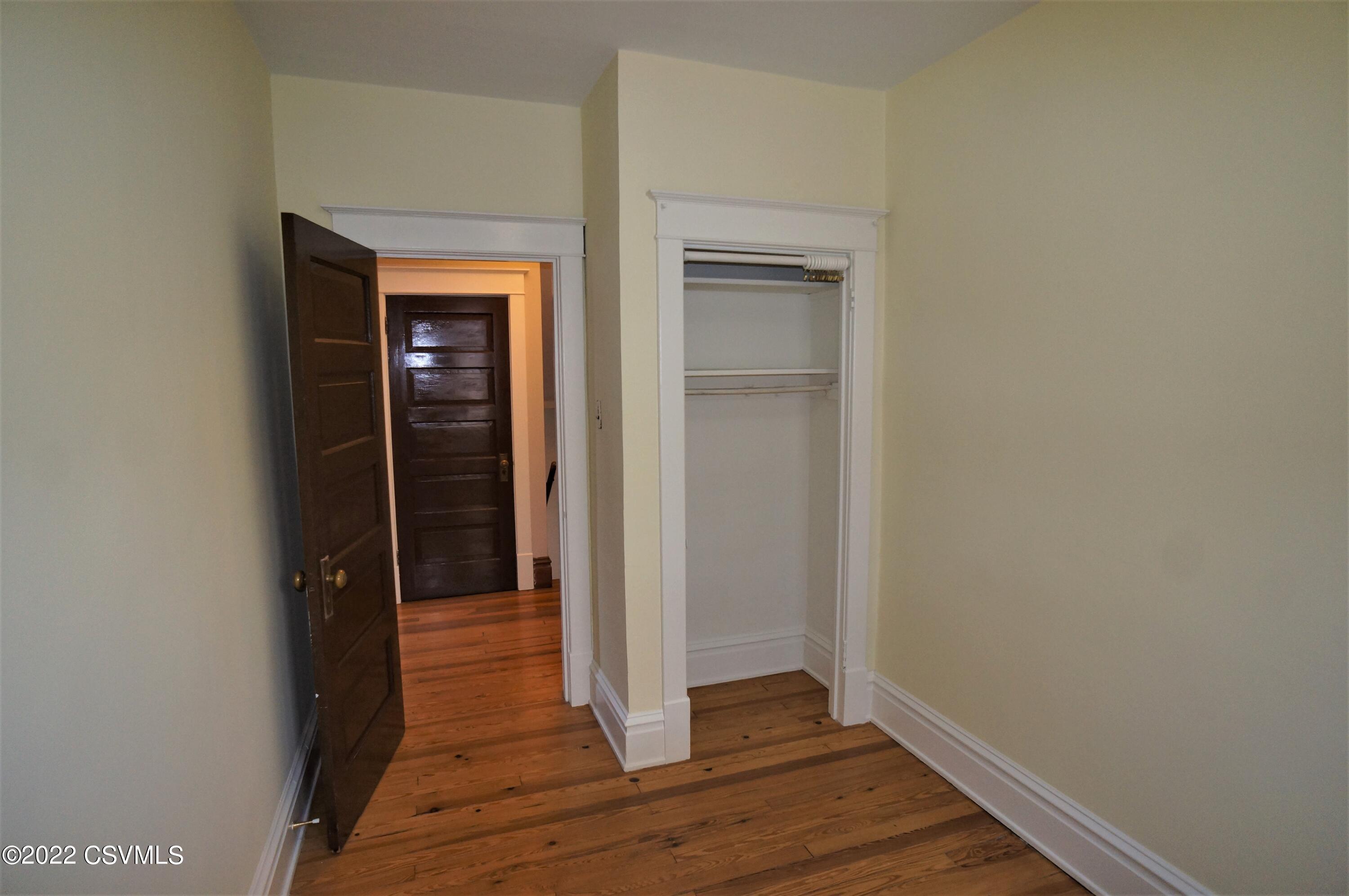 306 S 3RD Street