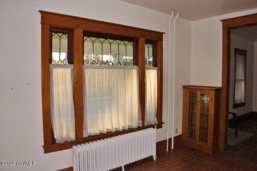 306 S 3RD Street