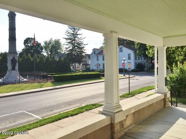 306 S 3RD Street
