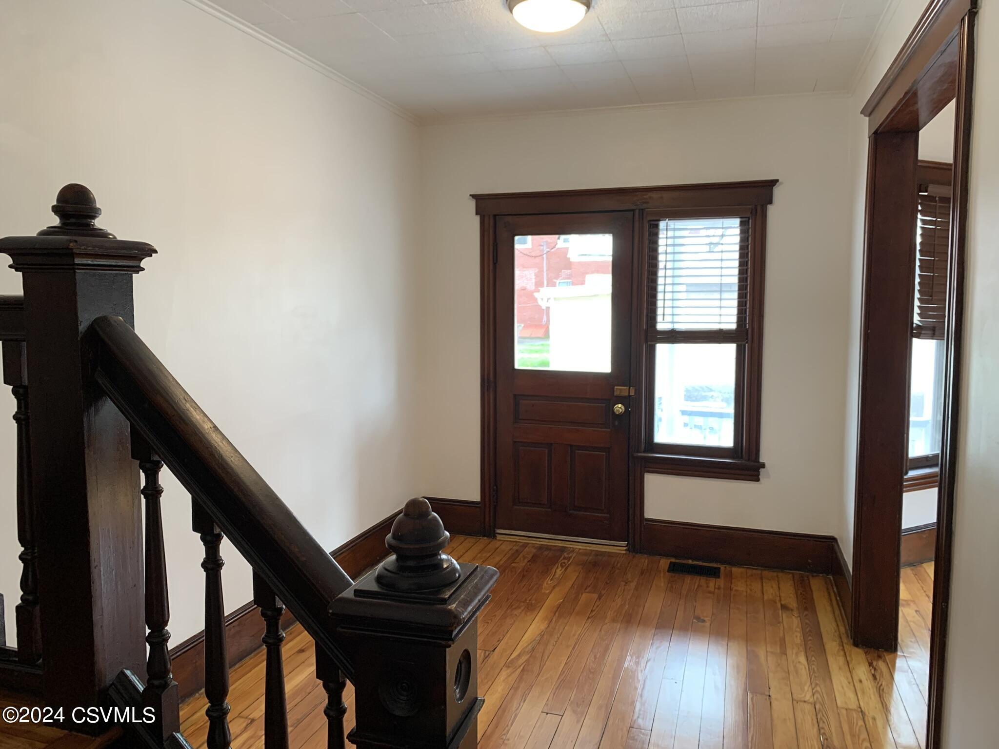 303 WALNUT Street