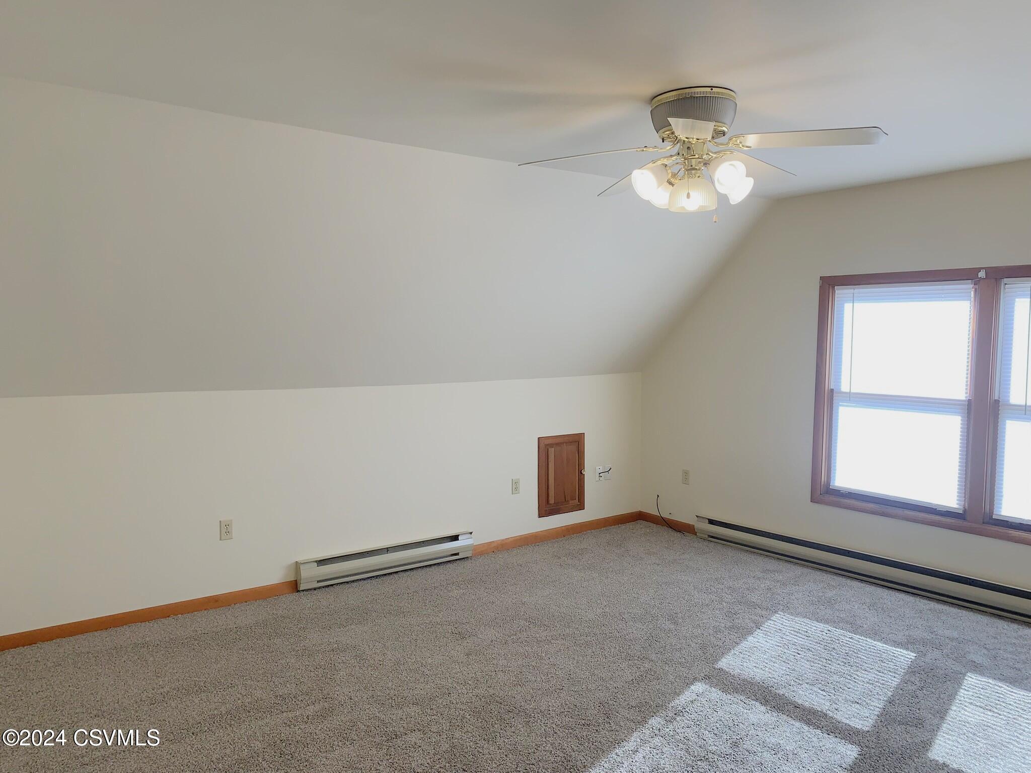 133 1/2 S 3RD Street