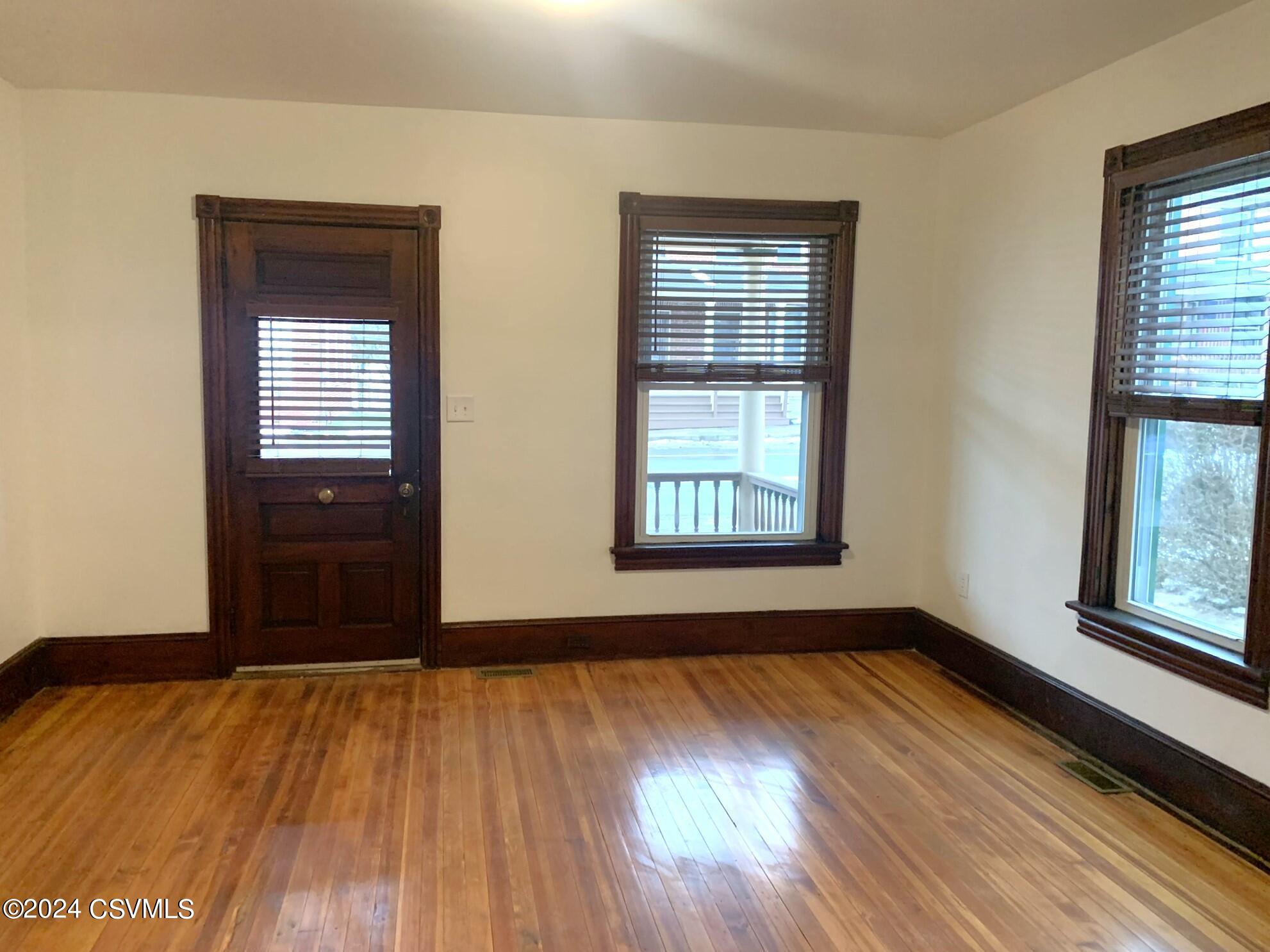 425 BROAD Street
